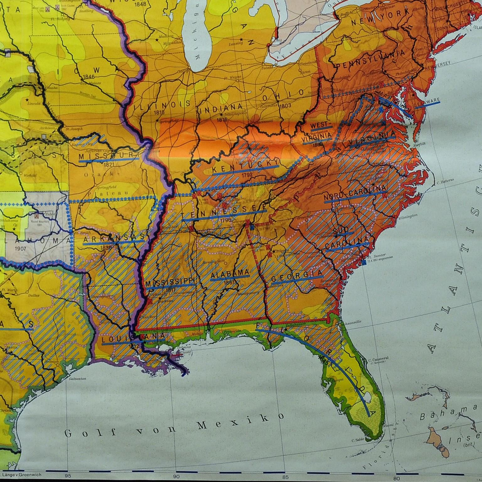 Country Vintage Mural Map United States Development in the 19th and 20th centuries For Sale