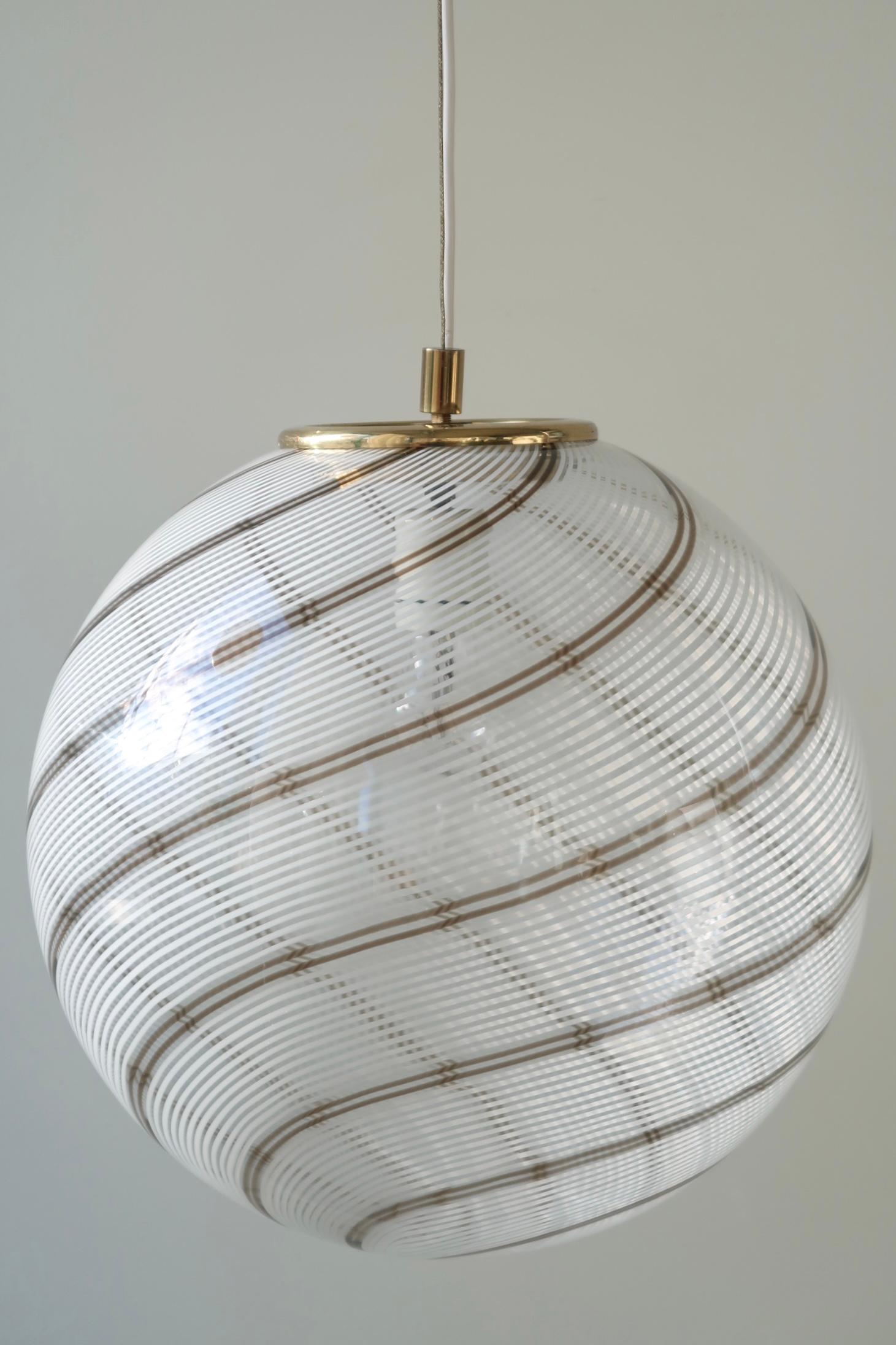 Vintage Murano Filigrana Sphere Globe Swirl Glass Pendant Lamp 1