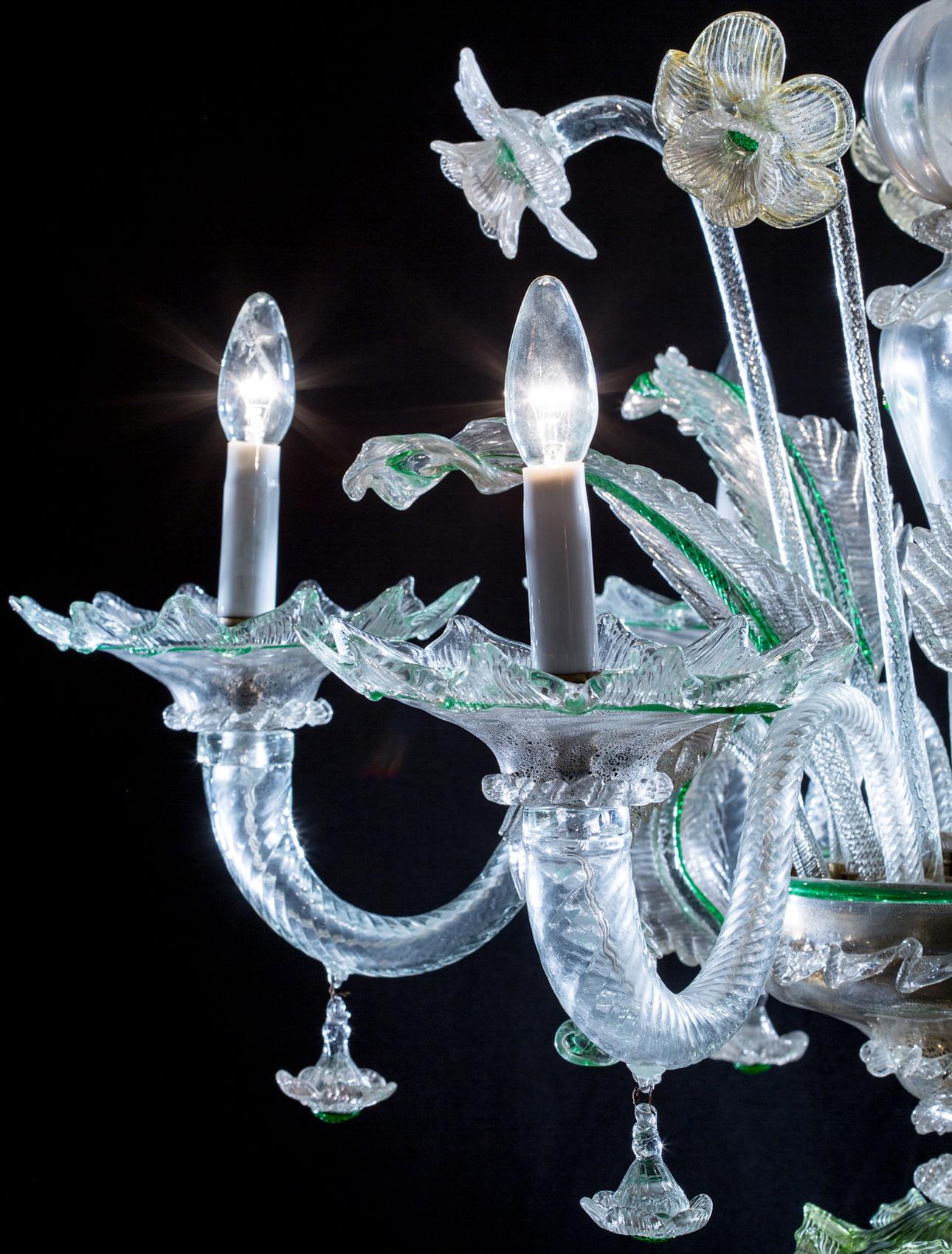 Lustre vintage Murano à 5 lumières, verre soufflé à la main, détails floraux verts Bon état - En vente à Madrid, ES