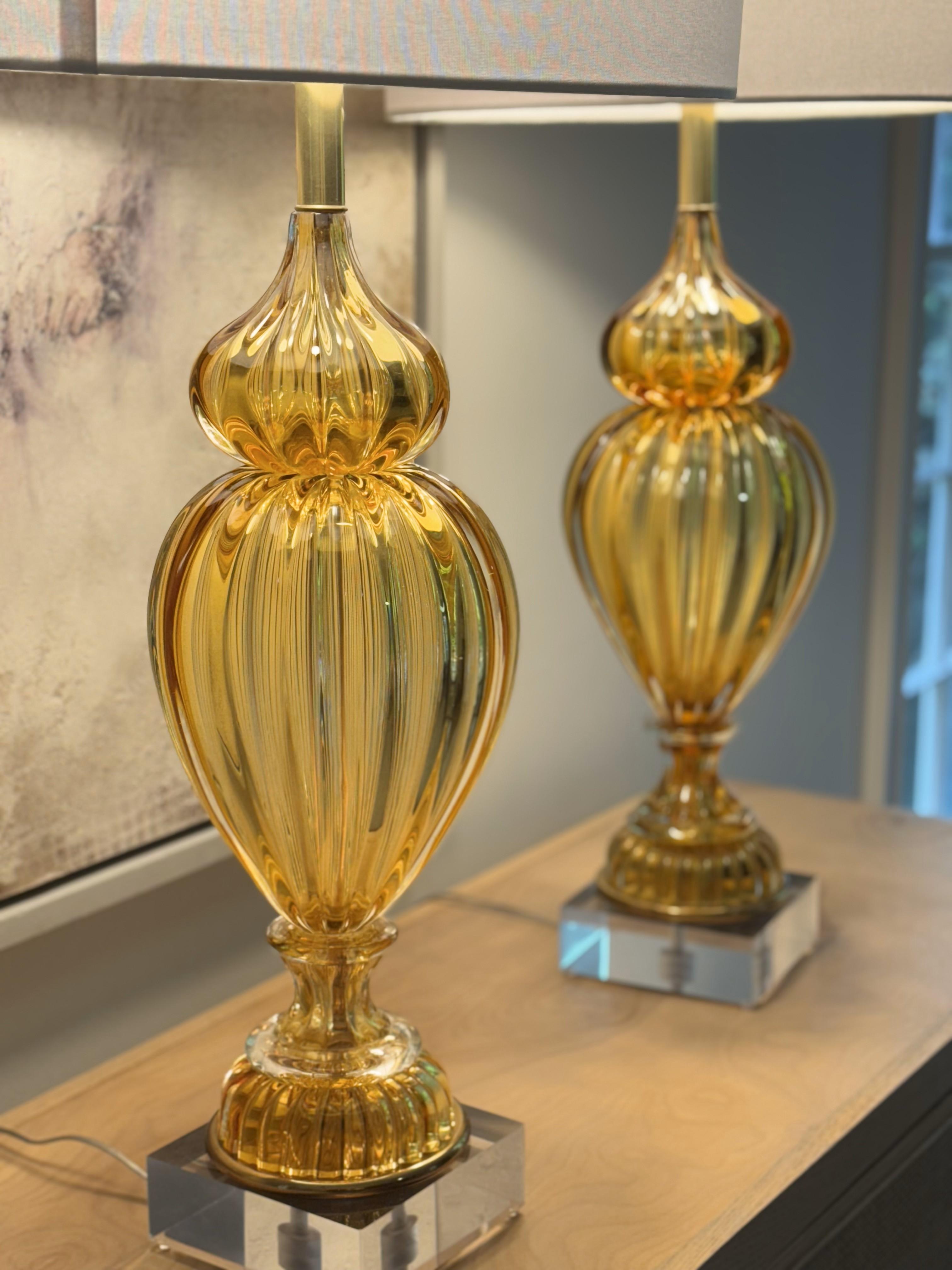 Lámparas vintage de cristal ámbar de Murano para Marbro en Bueno estado para la venta en Smyrna, GA