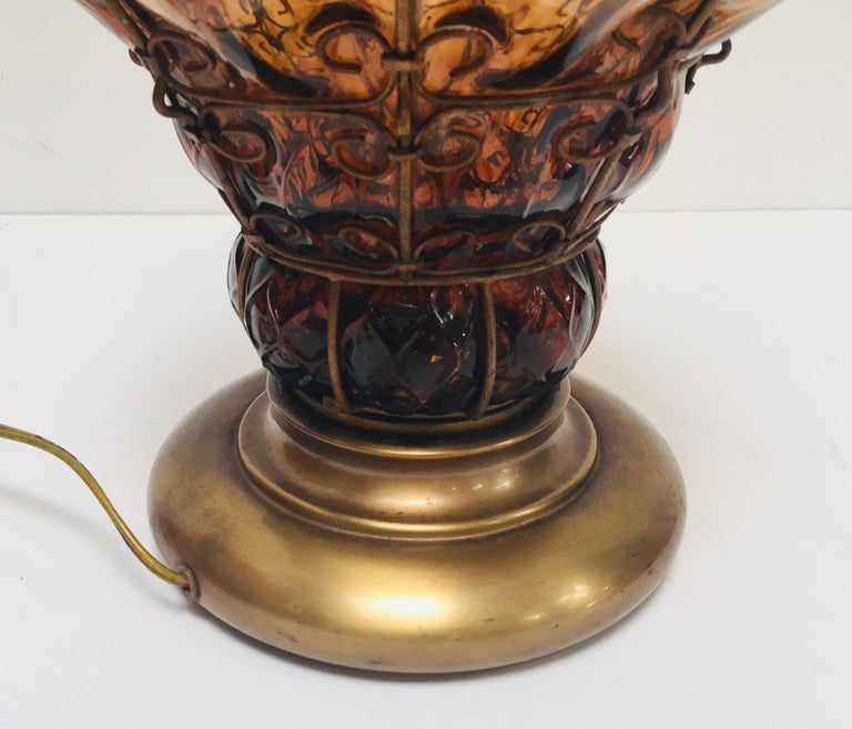 Vintage Murano Amber Venetian Italian Glass Table Lamp by Marbro In Good Condition For Sale In North Hollywood, CA