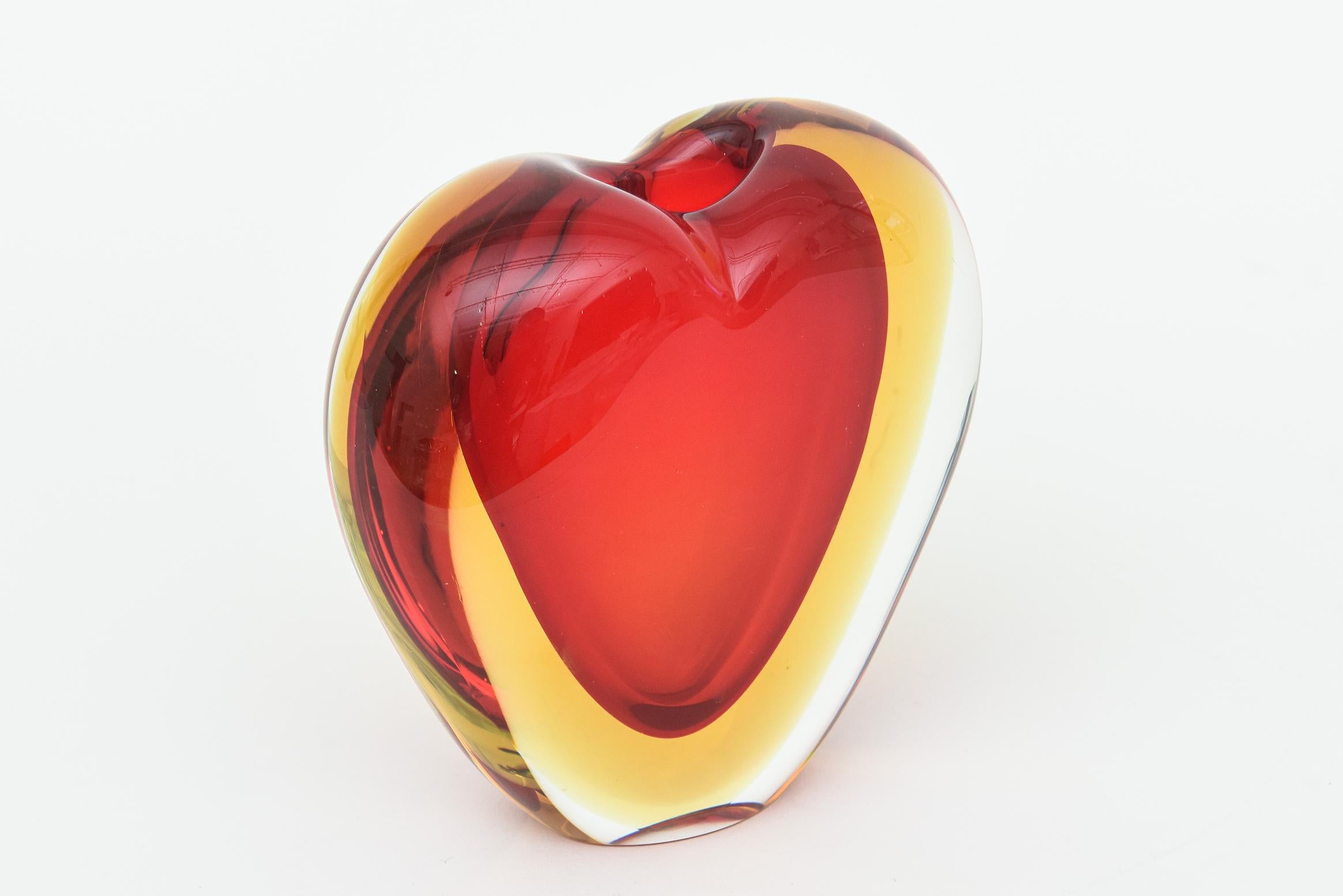 Vintage Murano Antonio da Ros for Cenedese Red, Yellow Sommerso Heart Vase In Good Condition For Sale In North Miami, FL