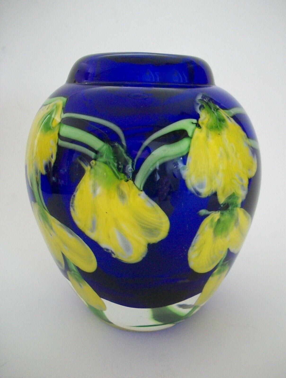 Modern Vintage Murano Art Glass 'Laburnum' Paperweight Vase, Italy, Circa 1970's For Sale