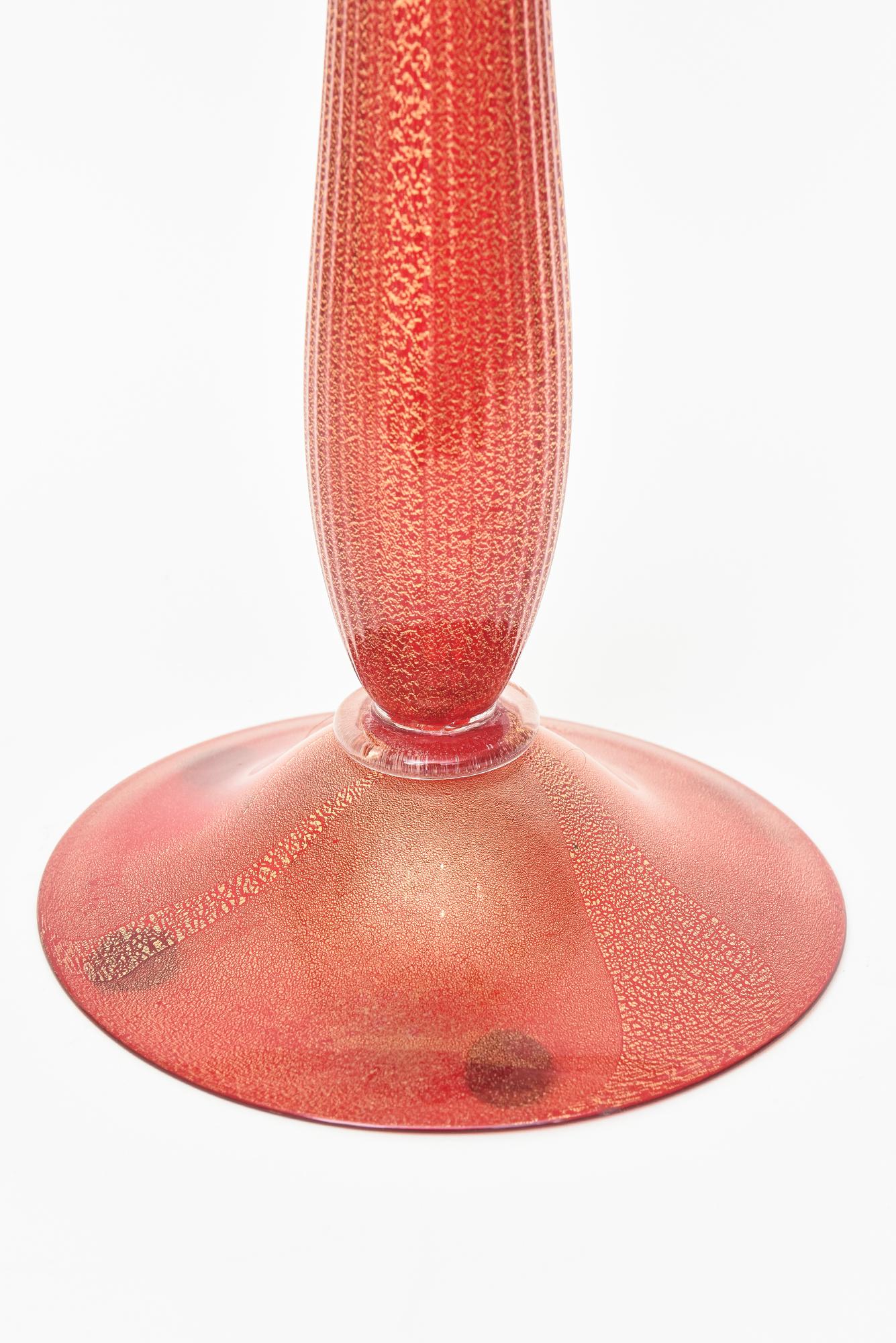 Grand bougeoir en verre rouge de Murano Barovier e Toso avec aventurine dorée en vente 1