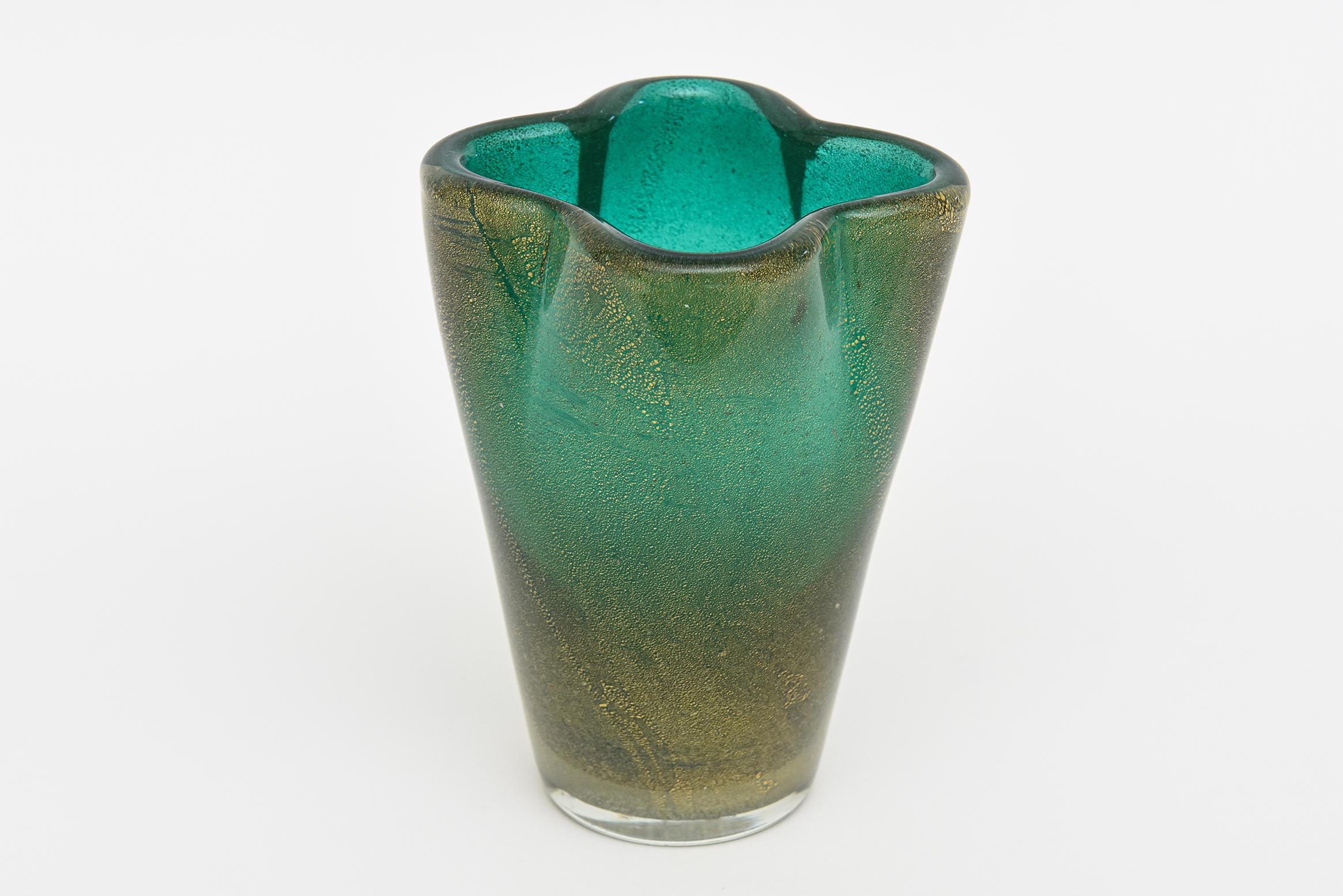 Mid-Century Modern Vintage Murano Barovier et Toso Sea Green Emerald and Gold Aventurine Glass Vase For Sale