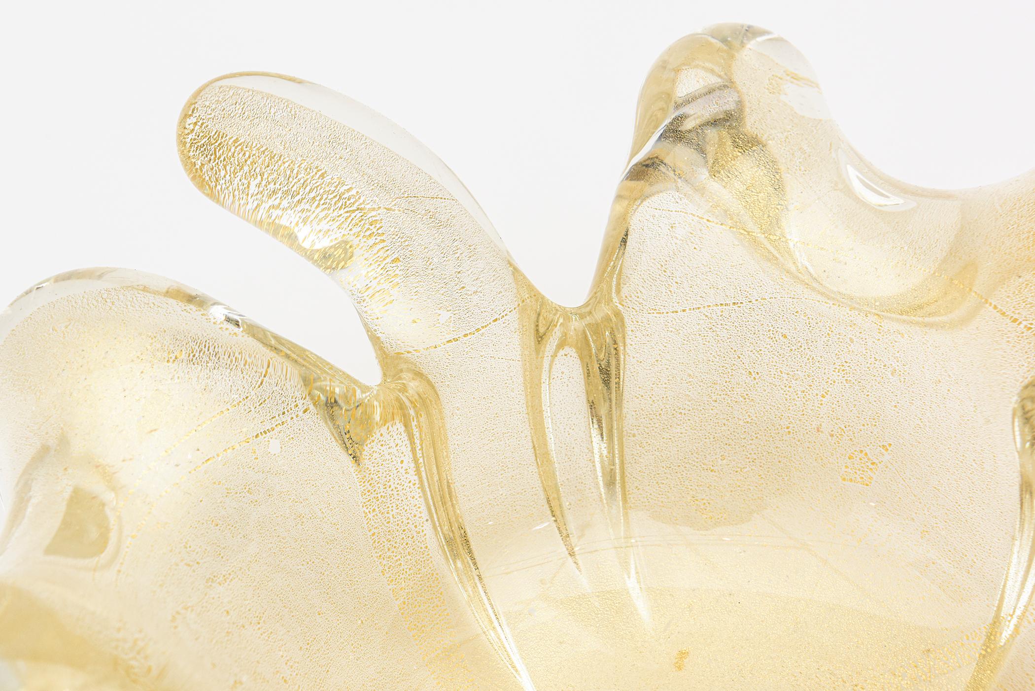 Vintage Murano Barovier Gold Aventurin Glas Schale Klee, Blume Form mit Stem (Mitte des 20. Jahrhunderts) im Angebot
