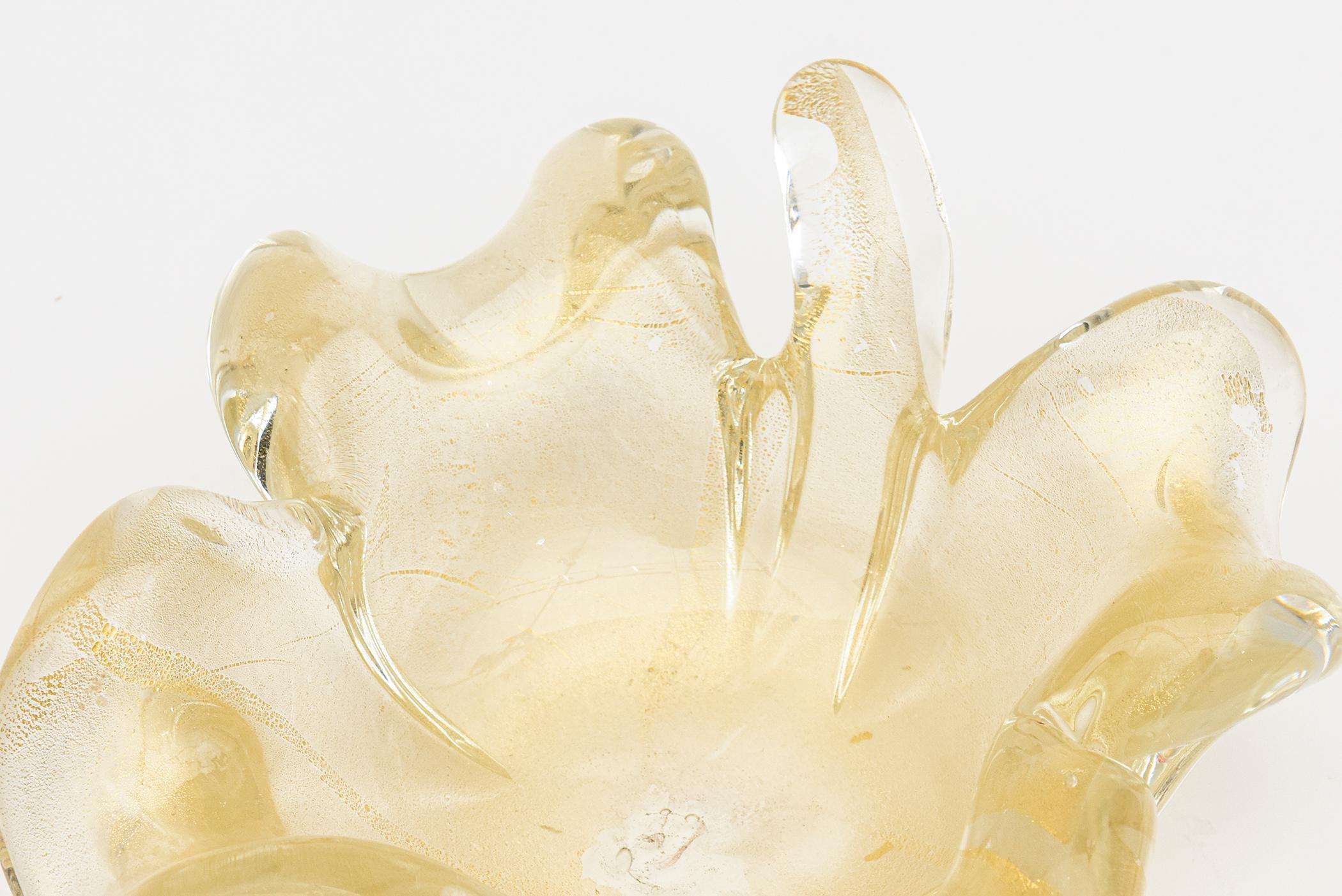 Vintage Murano Barovier Gold Aventurin Glas Schale Klee, Blume Form mit Stem im Angebot 1