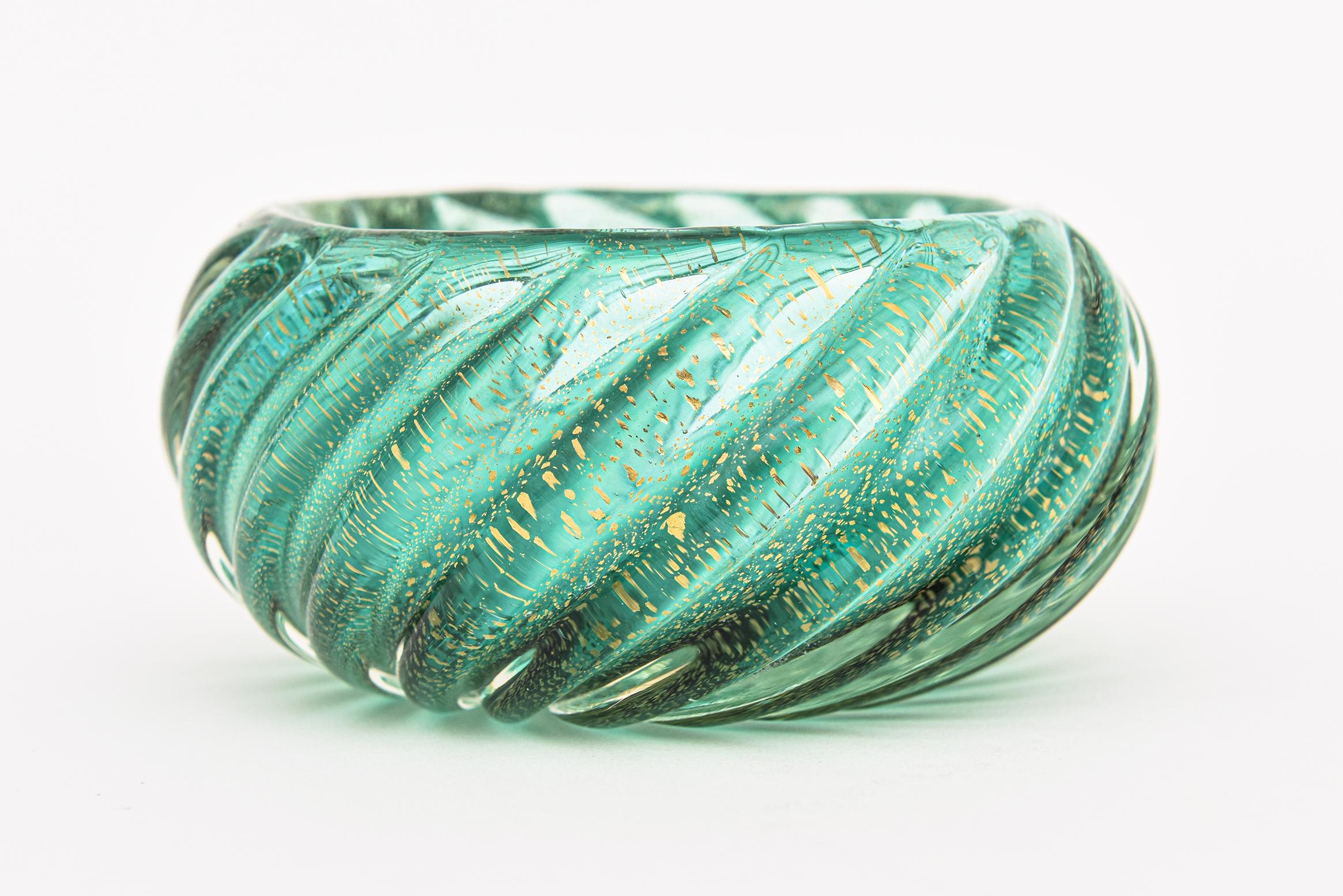 Mid-20th Century Vintage Murano Barovier &Toso Sea Green Blue Emerald Green Gold Round Glass Box 