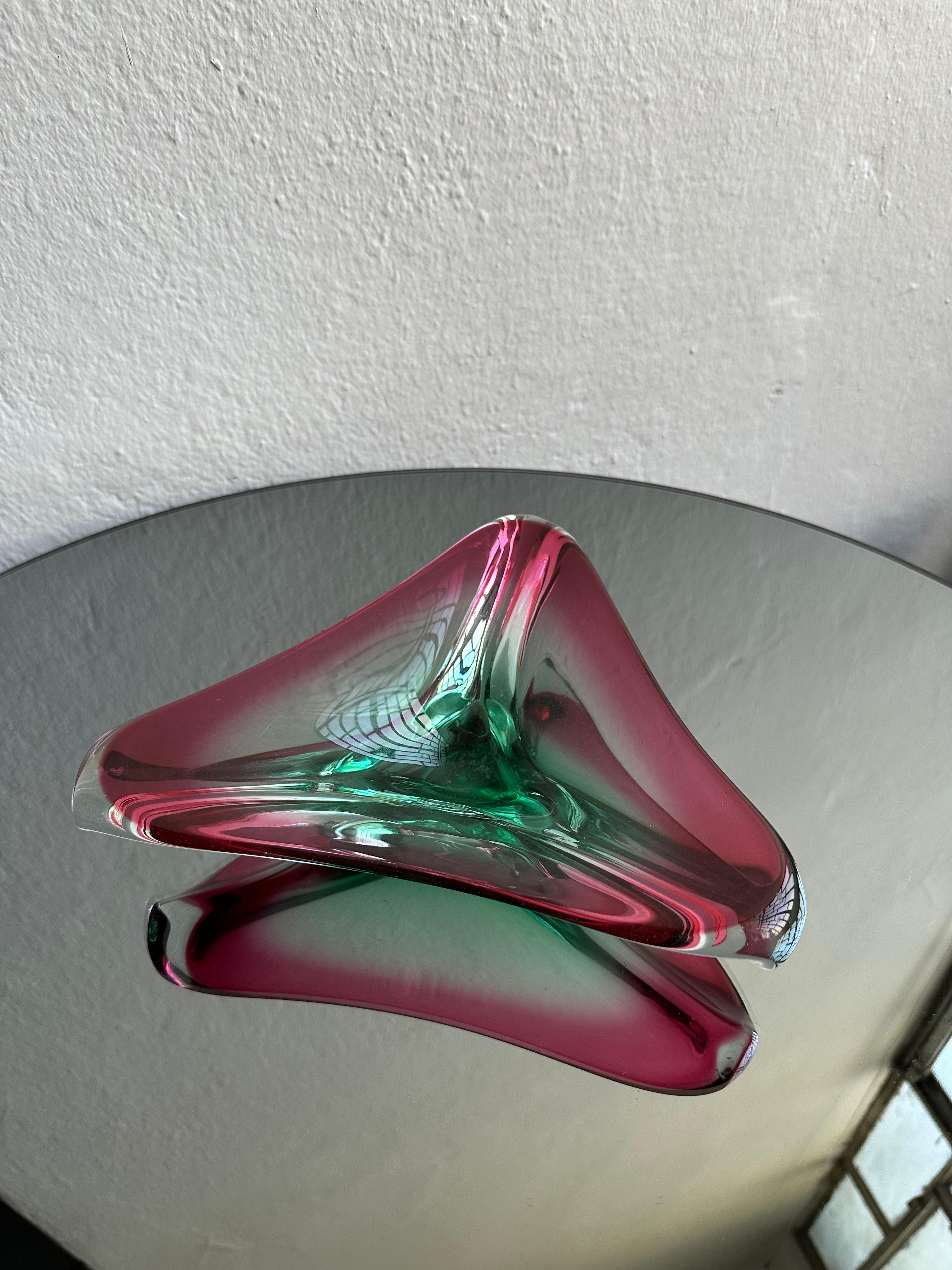 Emptier-Schale aus Murano in Rosa und Grün mit Tasche in Rosa und Grün, selten und dekorativ, 60er Jahre im Angebot 1