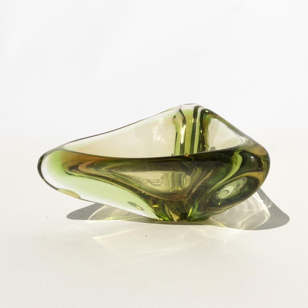 Italiano Ciotola/Vide Poche di Murano d'epoca in vetro verde 