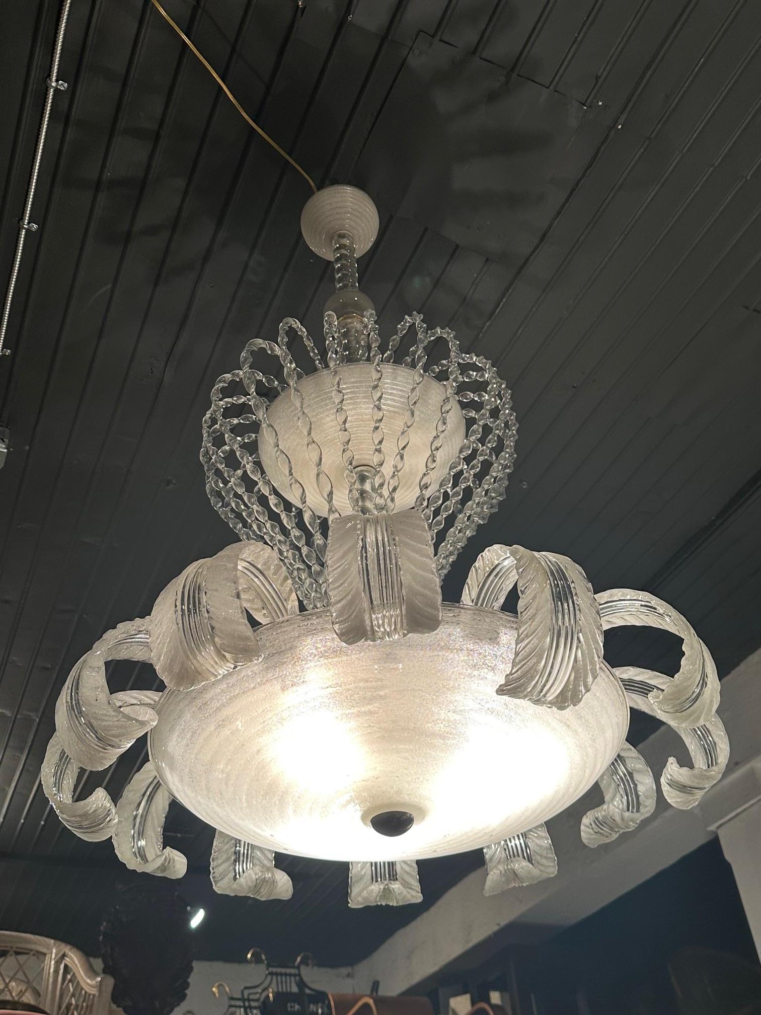 Rococò Lampadario d'epoca di Murano squisito e raro in vendita
