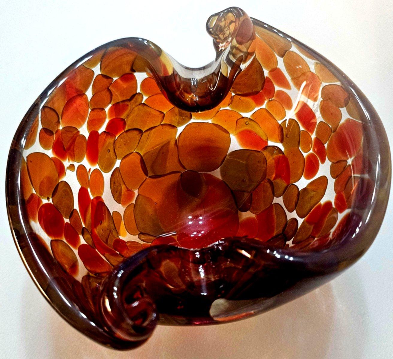 Vintage Murano Glass a Pentoni (spots) Bowl, Shell Motif For Sale 4