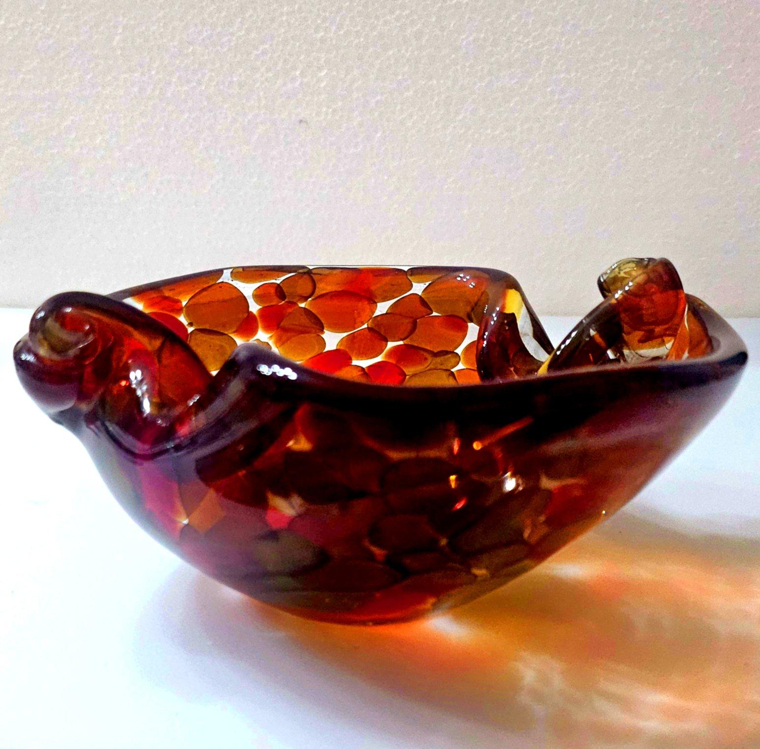 Vintage Murano Glass a Pentoni (spots) Bowl, Shell Motif For Sale 6
