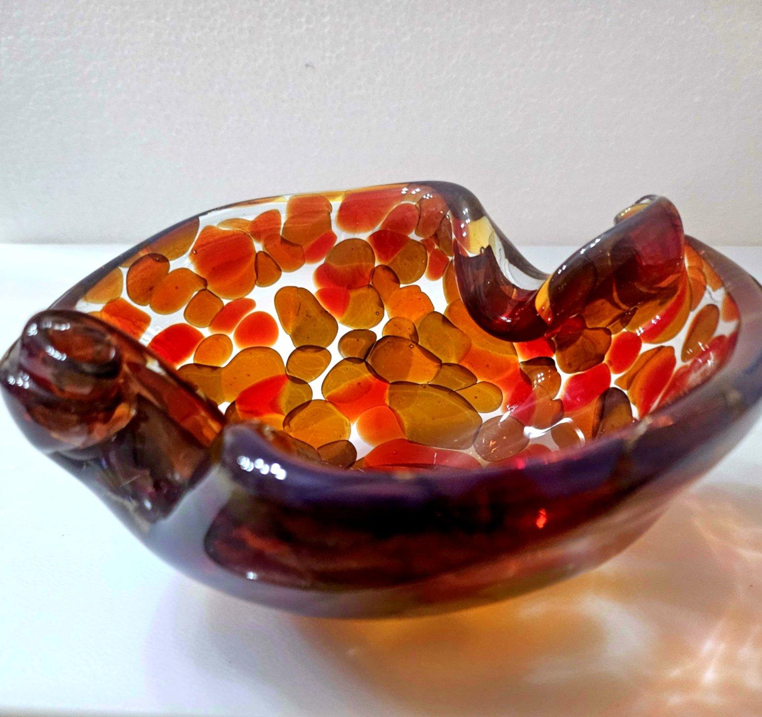 Vintage Murano Glass a Pentoni (spots) Bowl, Shell Motif For Sale 10