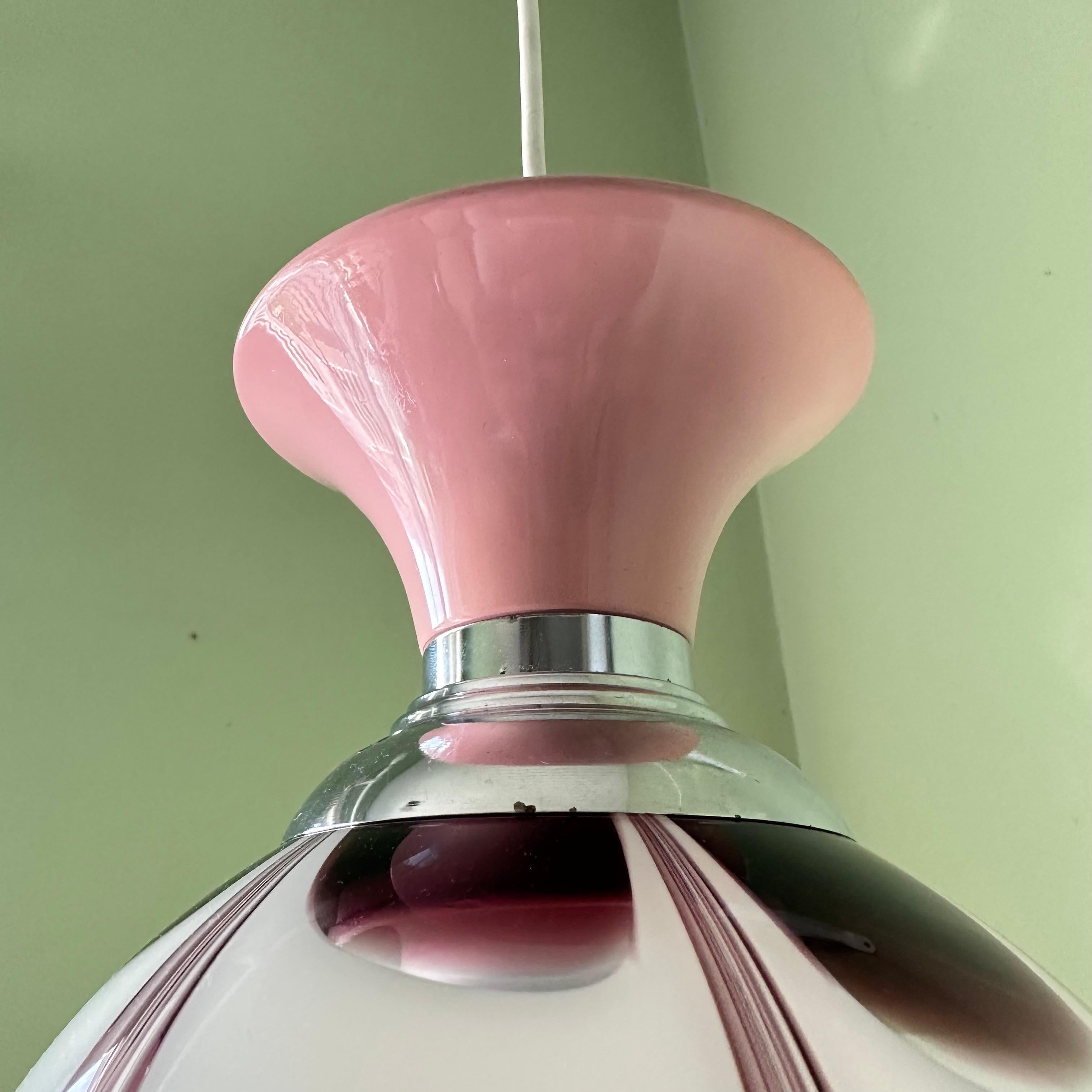 Vintage Murano Glas Amethyst lila und weiß Swirl Decke Pendelleuchte  im Angebot 3