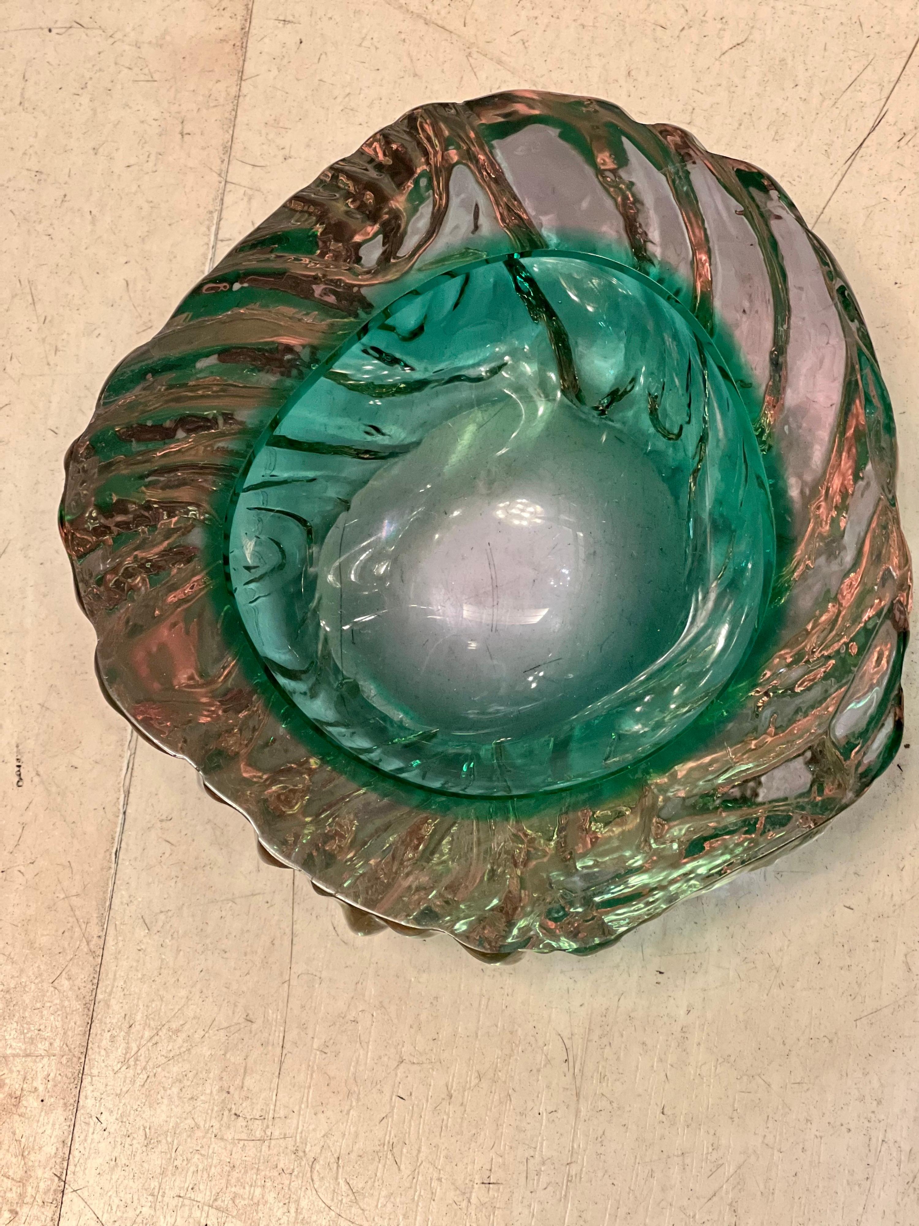 Vintage Murano Glass Ashtray Green and Pink Double Color, 1950s In Good Condition In Florence, IT