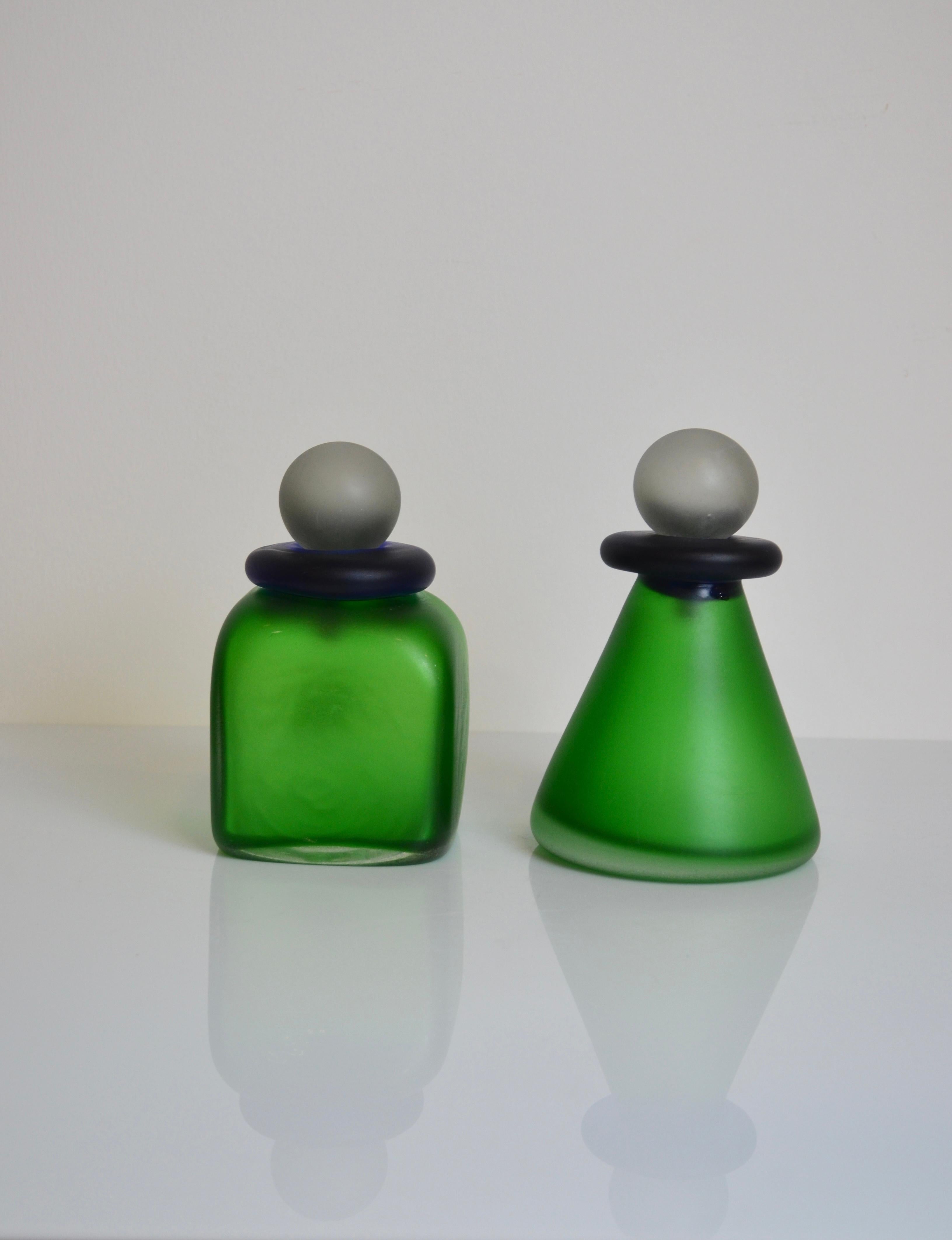 Botellas vintage de cristal de Murano, set de 2 Romántico en venta
