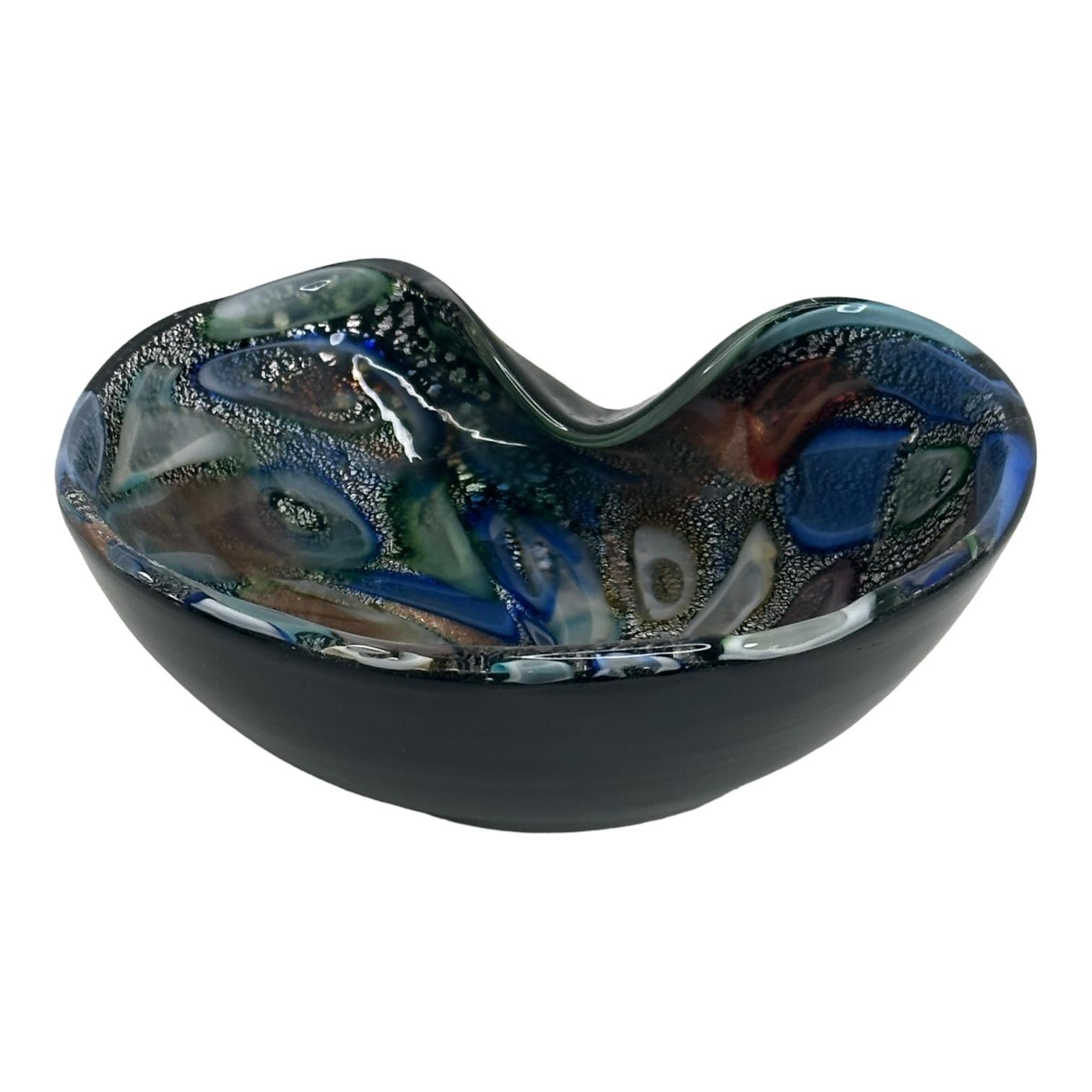 Mid-Century Modern Vintage Murano Glass Bowl by Dino Martens for Aureliano Toso, 1960s For Sale