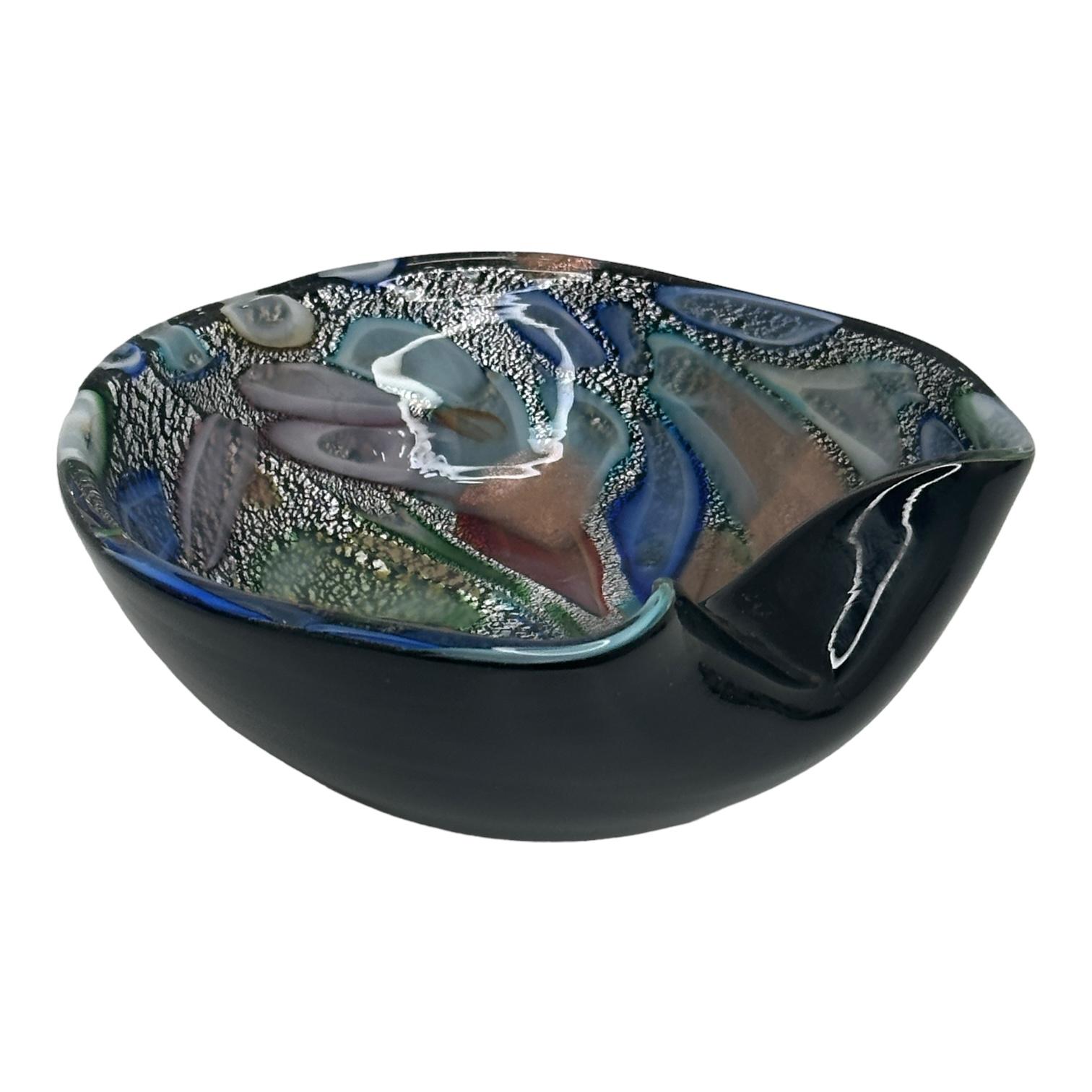 Hand-Crafted Vintage Murano Glass Bowl by Dino Martens for Aureliano Toso, 1960s For Sale