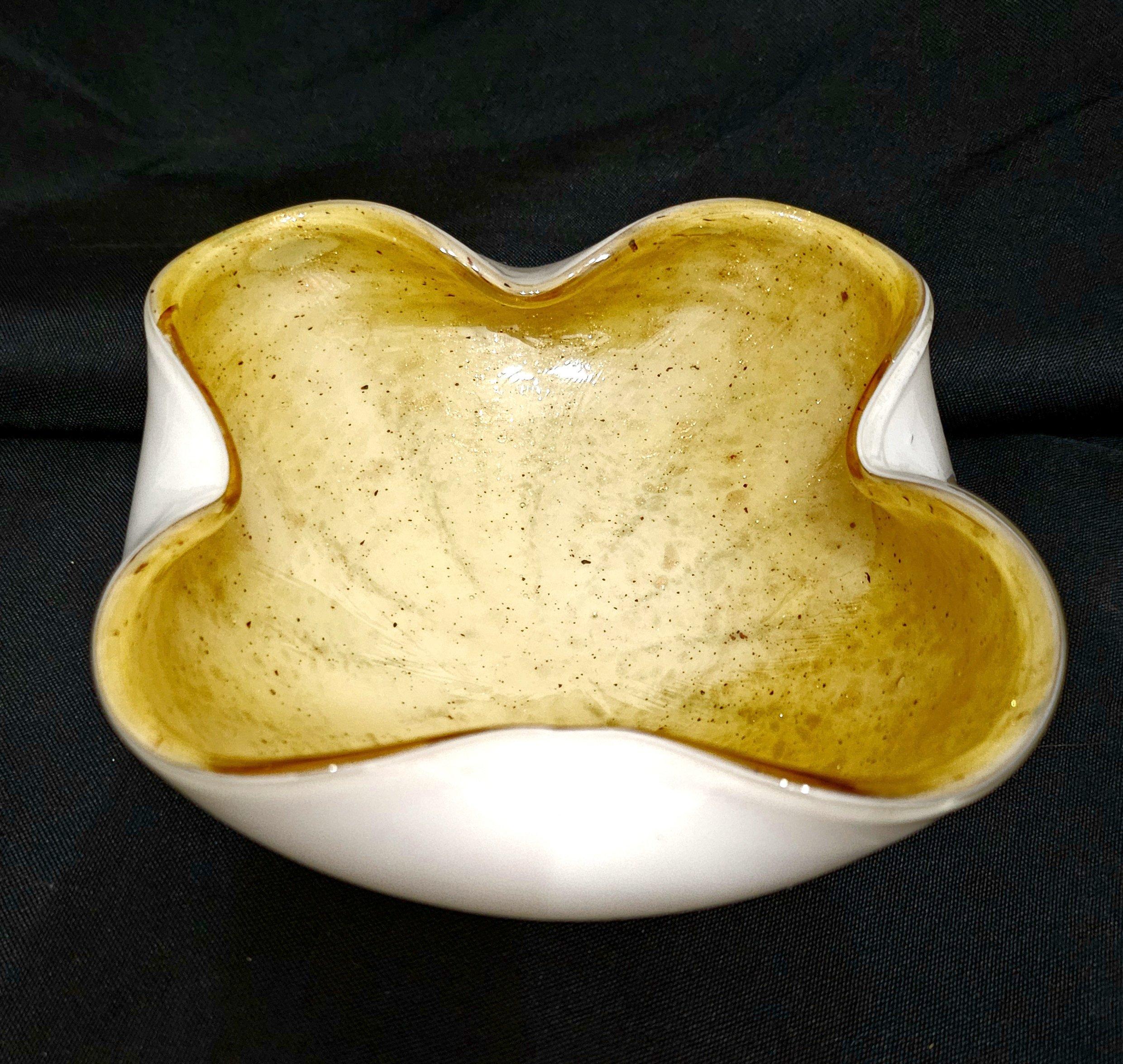 Vintage Murano Glass Bowl / Dish / Ashtray / Vide Poche en vente 2