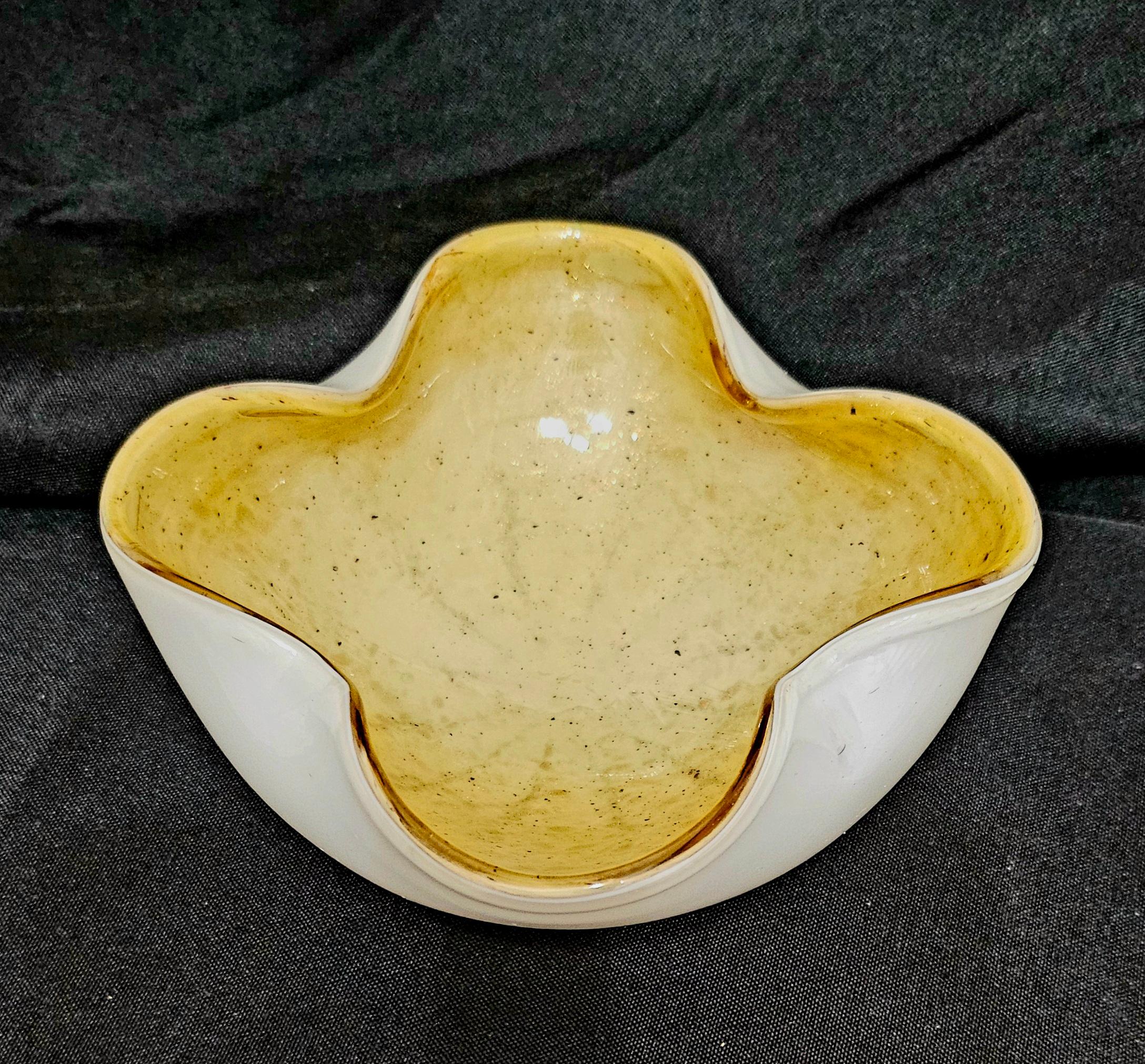 Vintage Murano Glass Bowl / Dish / Ashtray / Vide Poche en vente 1