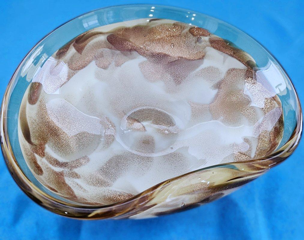 Vintage Murano Glass Bowl / Vide-Poche with Copper Aventurine For Sale 1
