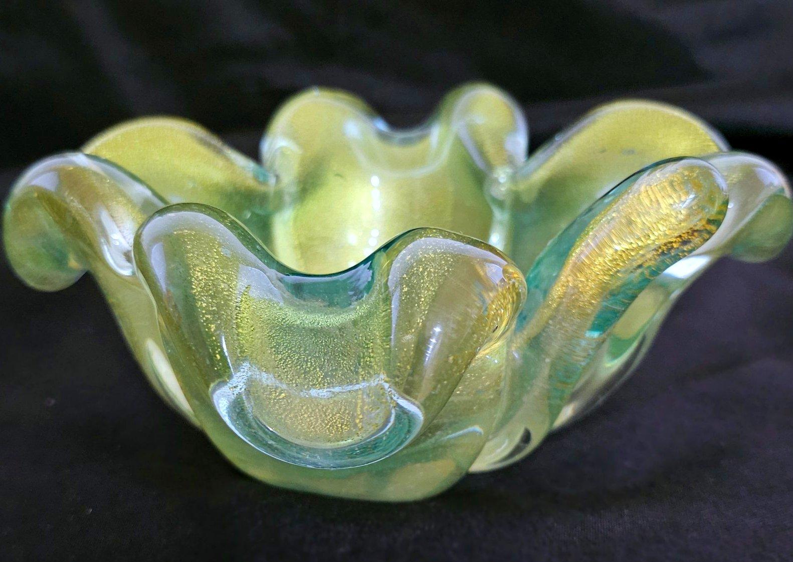 Vintage Murano Glass Bowl with Gold Polveri, Barovier & Toso (assumed) , though Seguso once made similar. 
Either way, you've just found a beautiful four leaf clover!
Very good vintage condition. No chips or cracks.
Measures about 7 x 6  x 3
