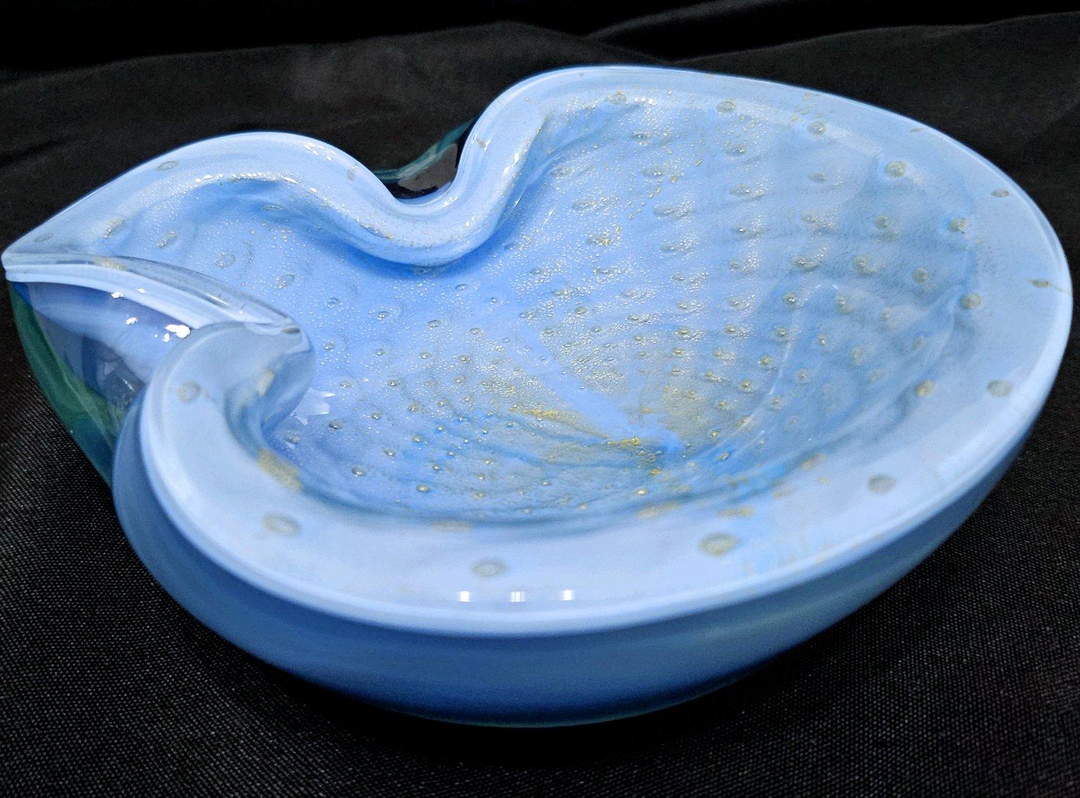 Murano Glass Bullicante Bowl / Vide Poche with Gold Polveri, Alfredo Barbini ( In Good Condition For Sale In Warrenton, OR
