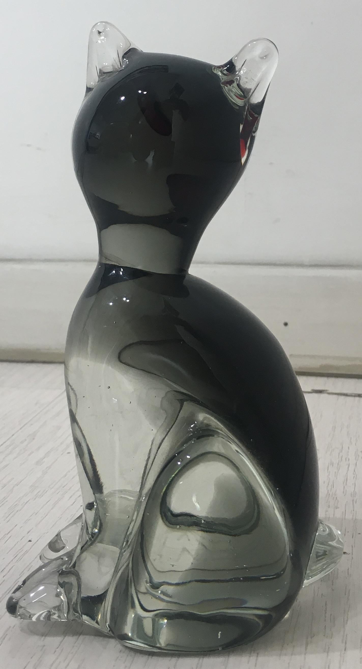 Beautiful handmade Murano glass cat with vitreous paste decorations.

Manufactured by Carlo Moretti in 1980s.

Very good conditions.