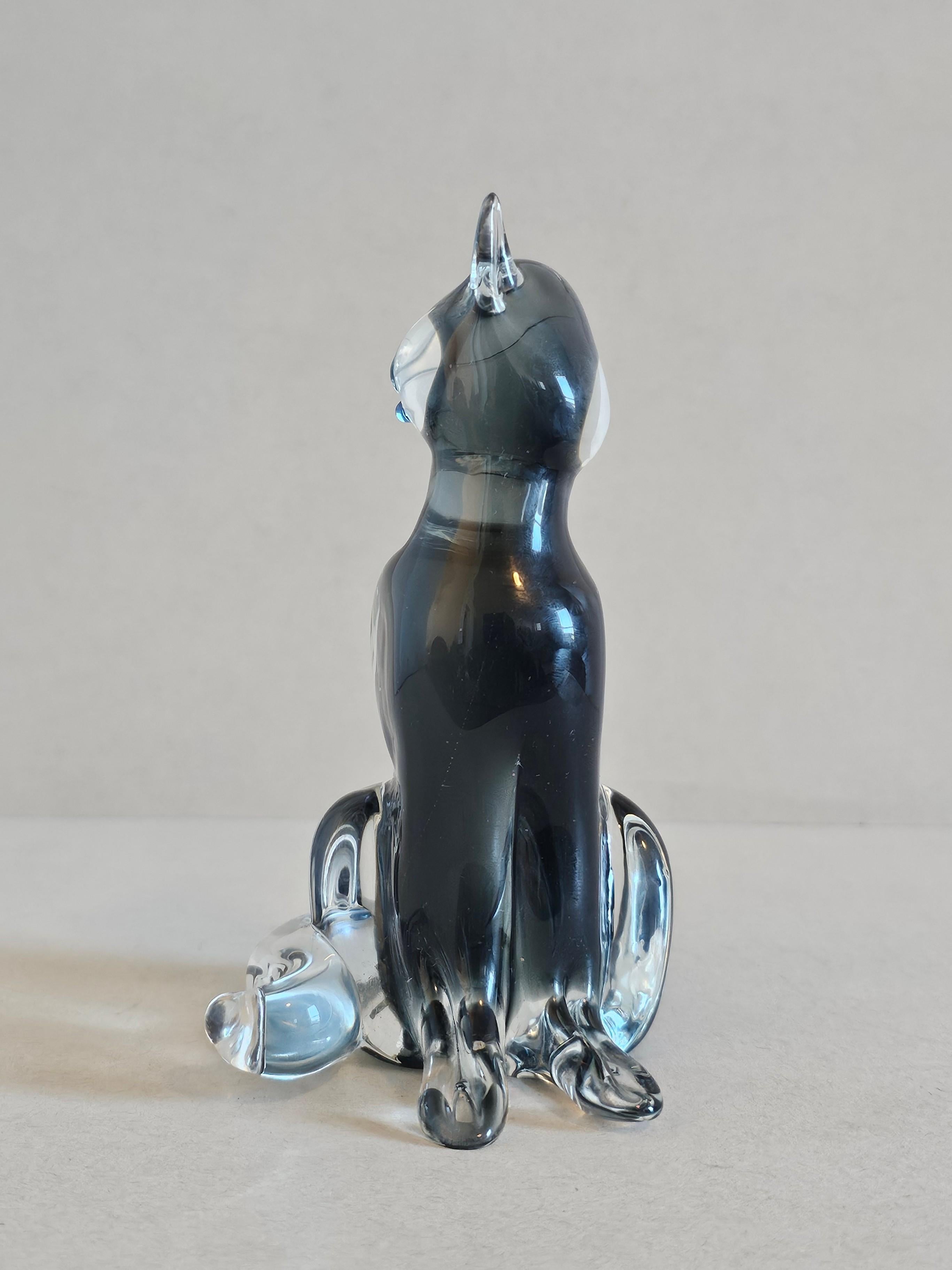 Hand-Crafted Vintage Murano Glass Cat Figurine by Carlo Moretti  For Sale