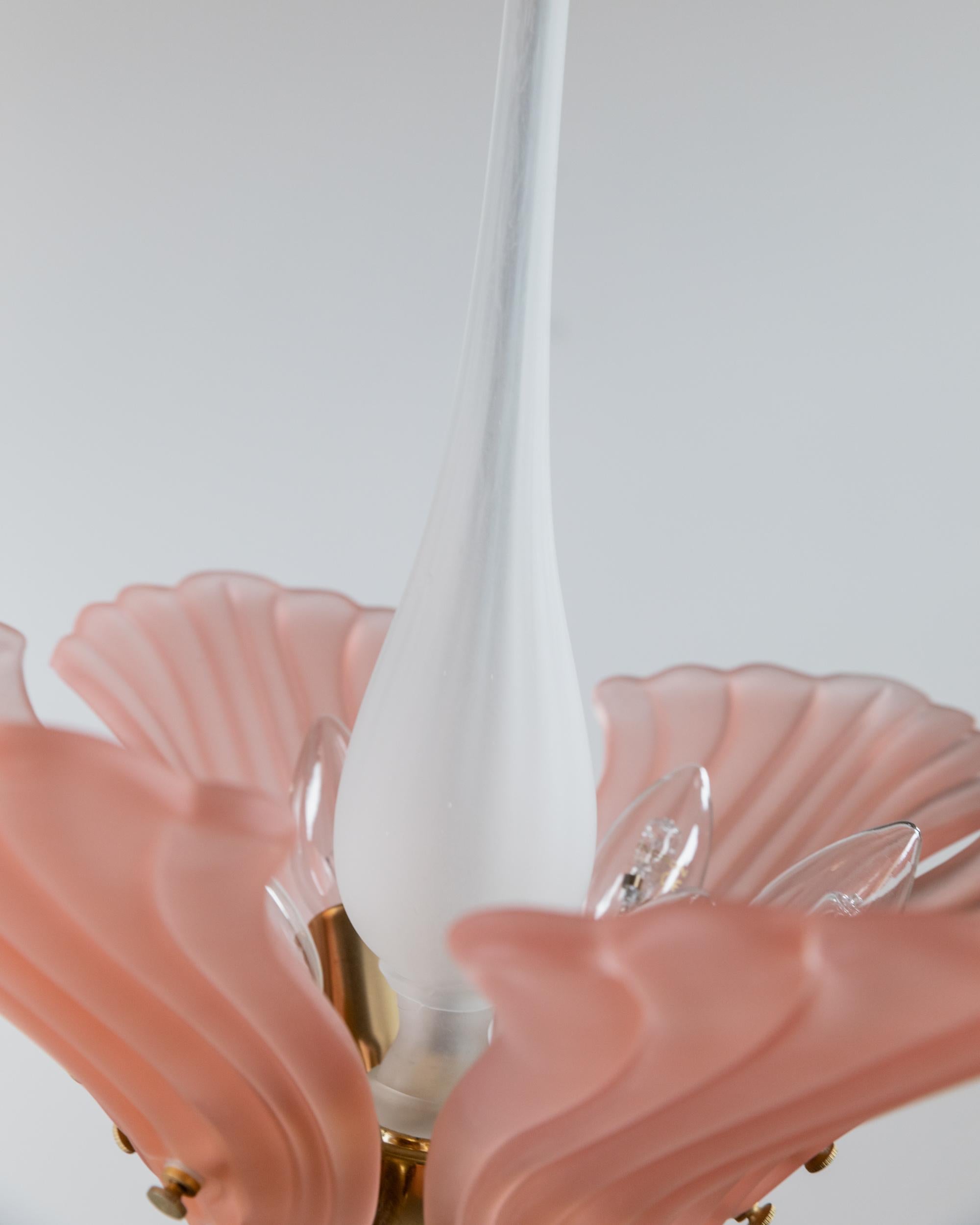 Lampada da soffitto in vetro di Murano d'epoca - Forma di fiore, rosa, Design Italia anni '60 in vendita 1