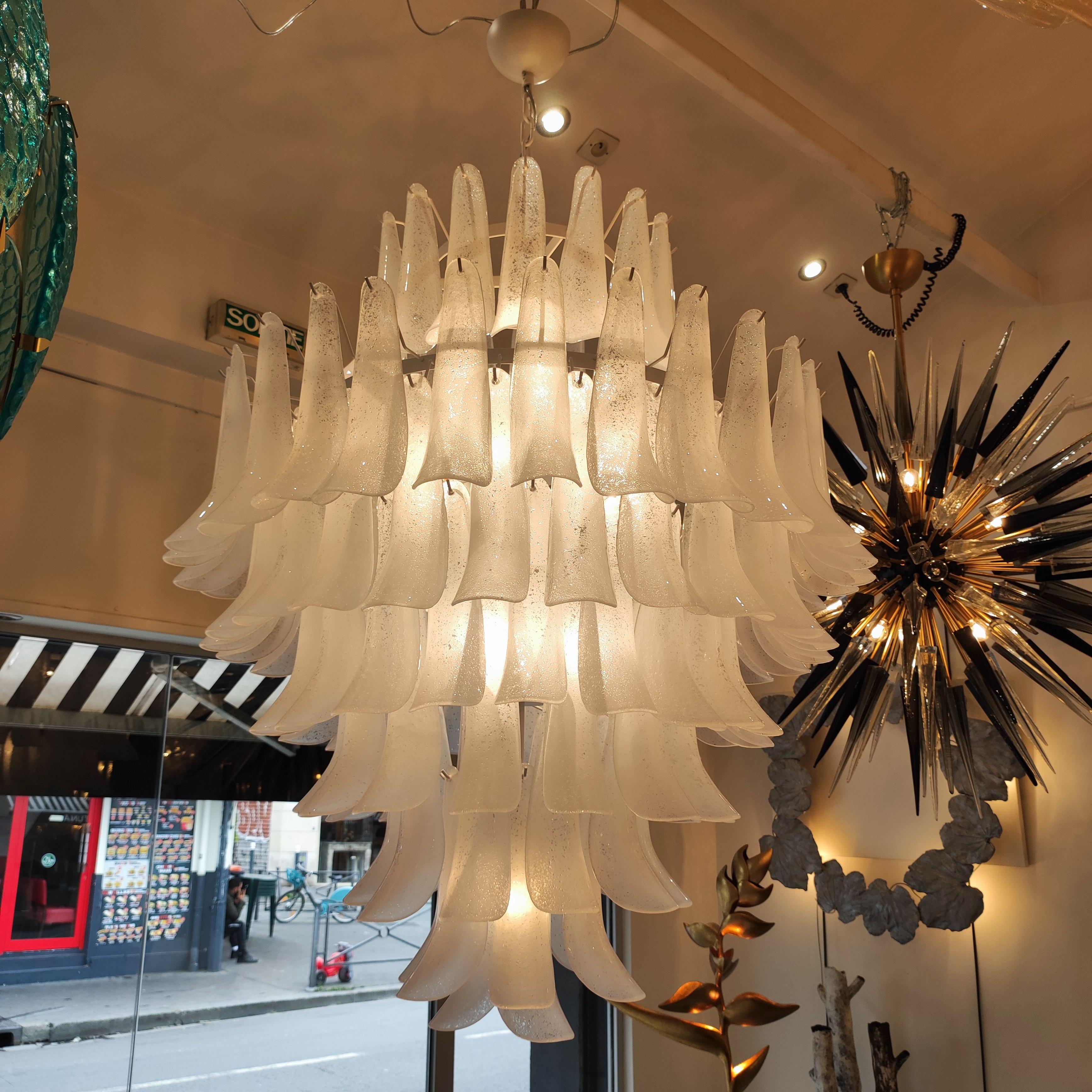 Italian Vintage Murano Glass Chandelier by Novaresi For Sale