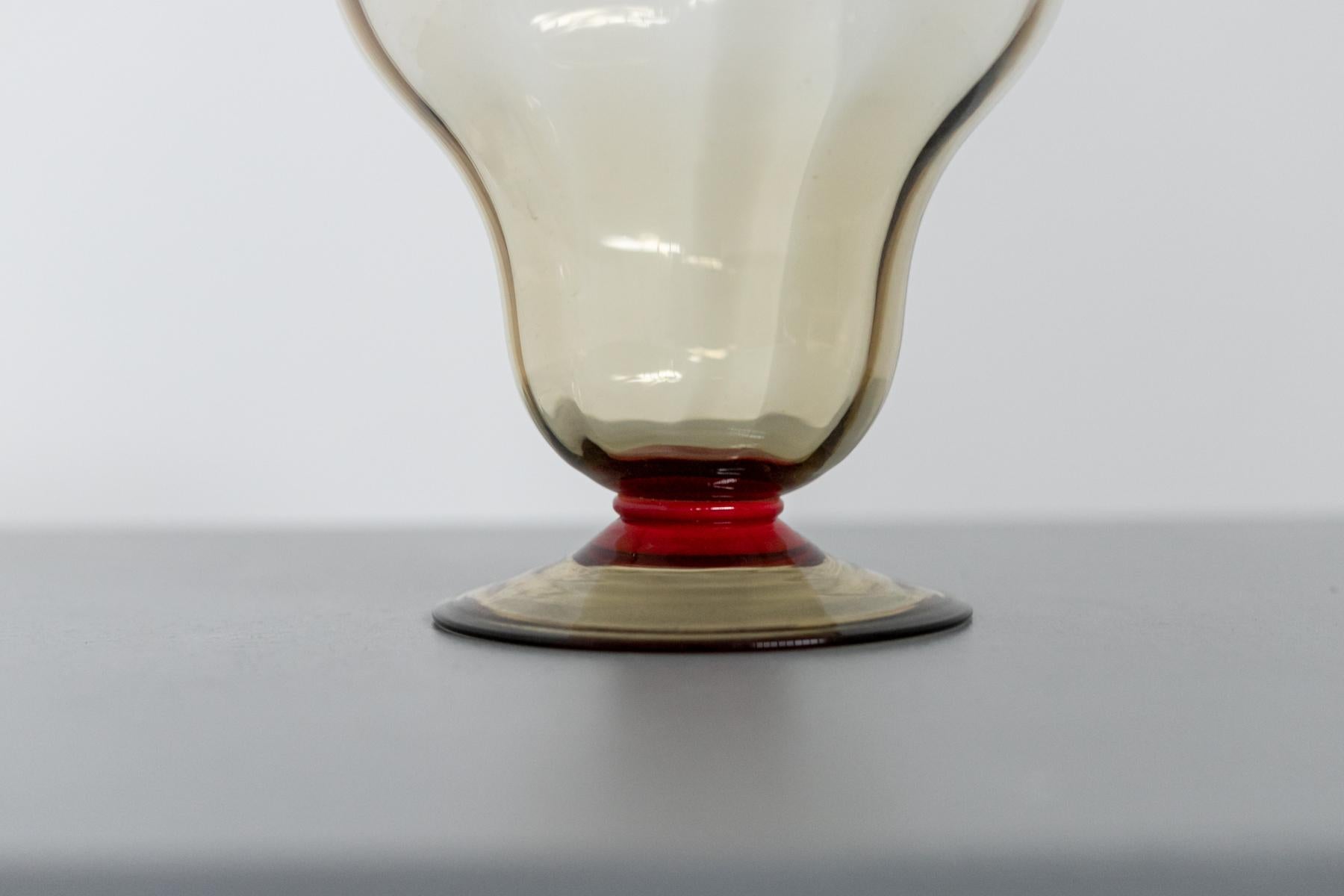 Récipient en verre de Murano dans le style Vittorio Zecchin, années 1930 Bon état - En vente à Milano, IT