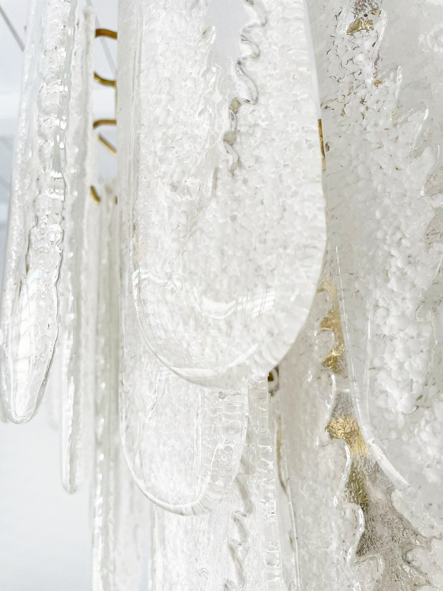 Vintage Murano Glass Feather Chandelier, 1970s In Good Condition In Leuven, Vlaams Gewest