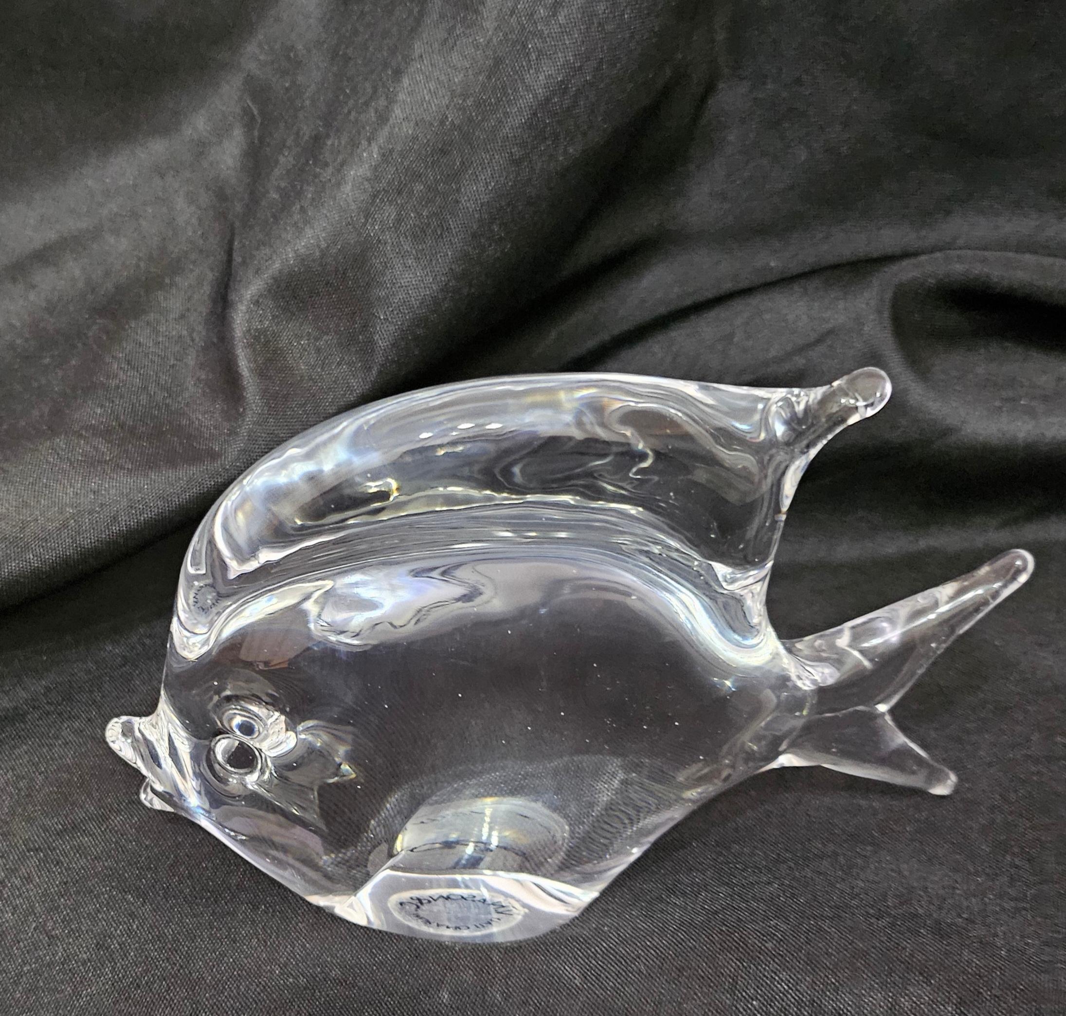 Vintage Murano Glass Fish by V. Nason, Italy. Labelled thusly. For Sale 4