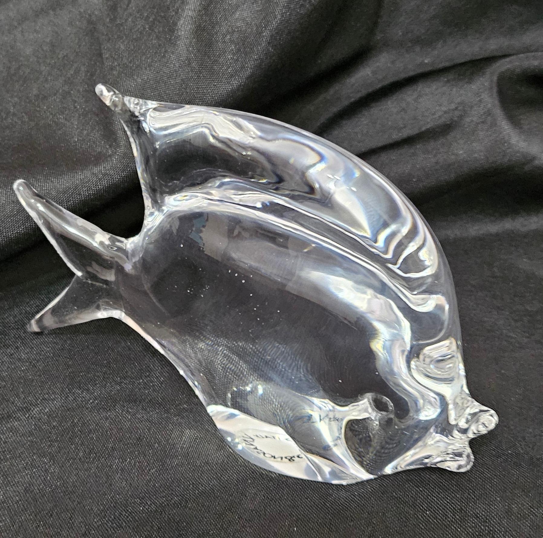 Italian Vintage Murano Glass Fish by V. Nason, Italy. Labelled thusly. For Sale