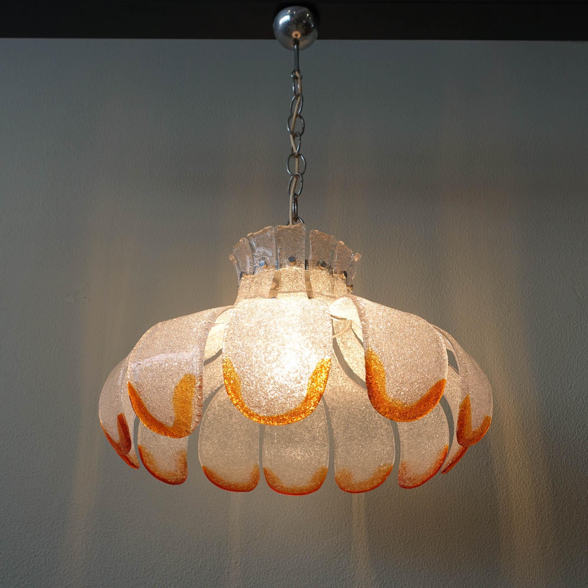 Vintage Murano Glass Flower Petal Pendant by Carlo Nason for Mazzega, 1970's In Good Condition In Lisboa, PT