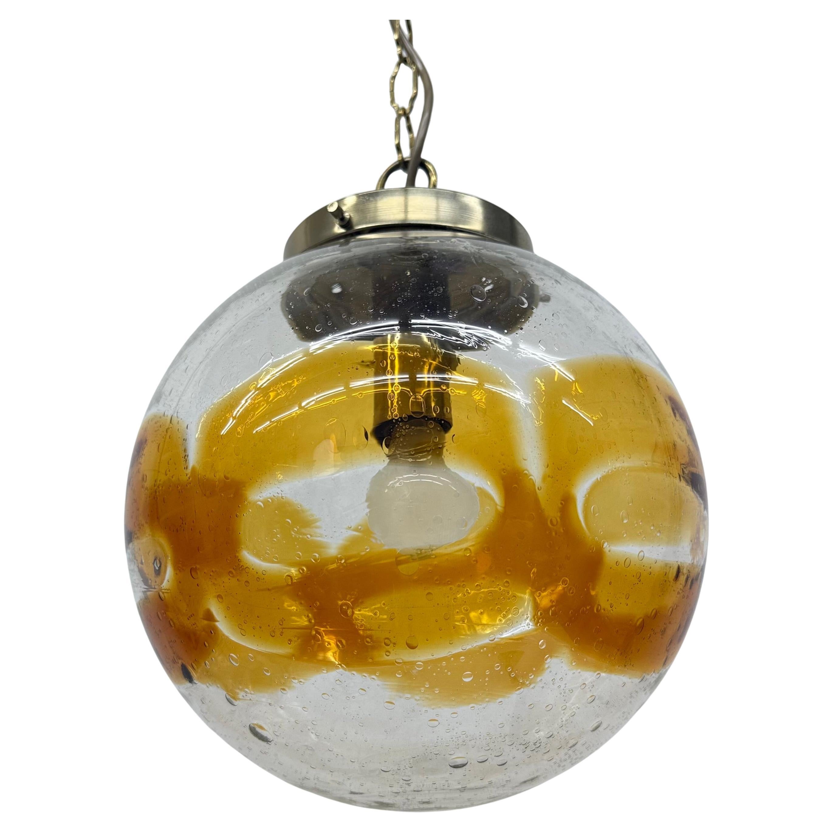 Unknown Chandeliers and Pendants
