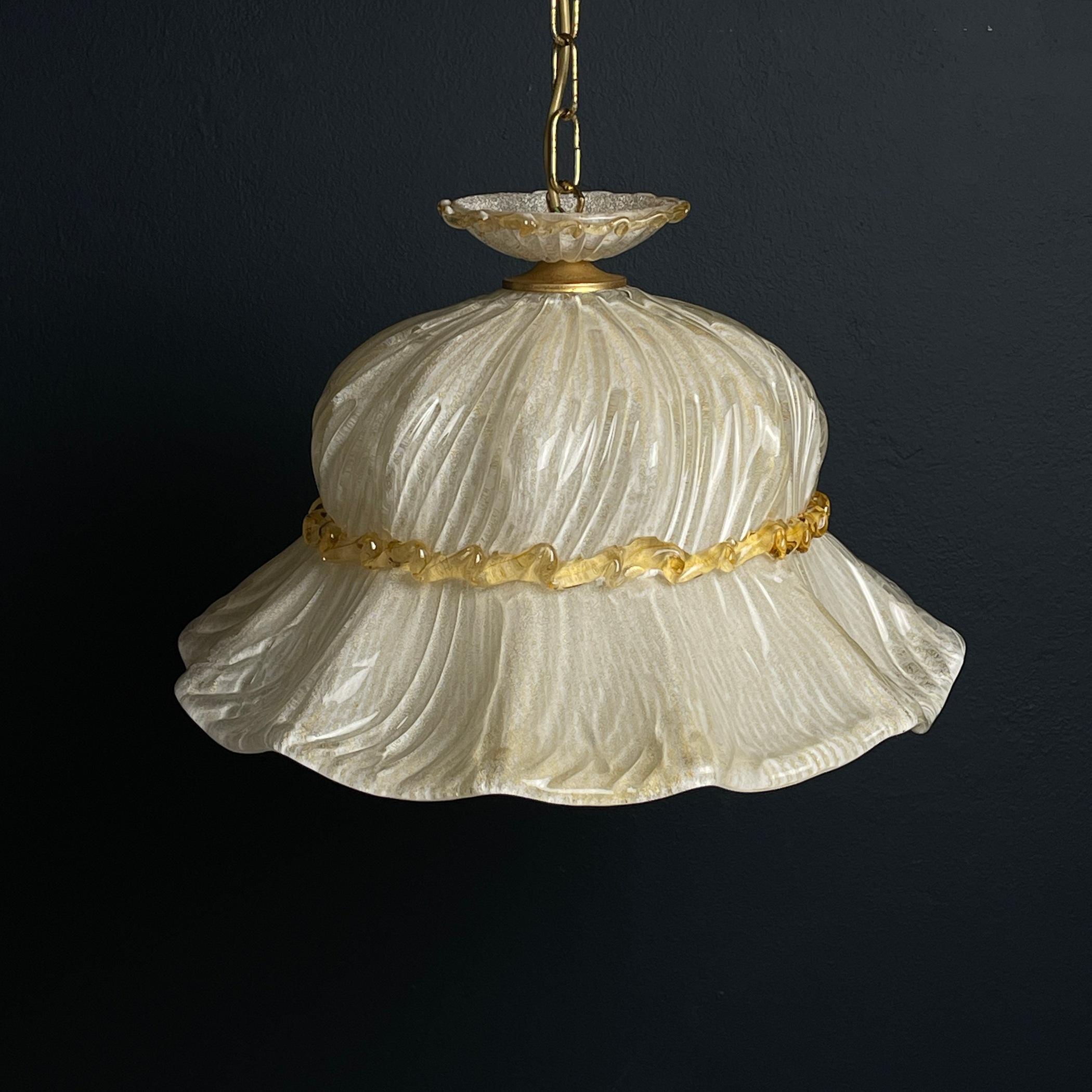 Vintage murano glass pendant lamp Bonnet Italy 1970s For Sale 3