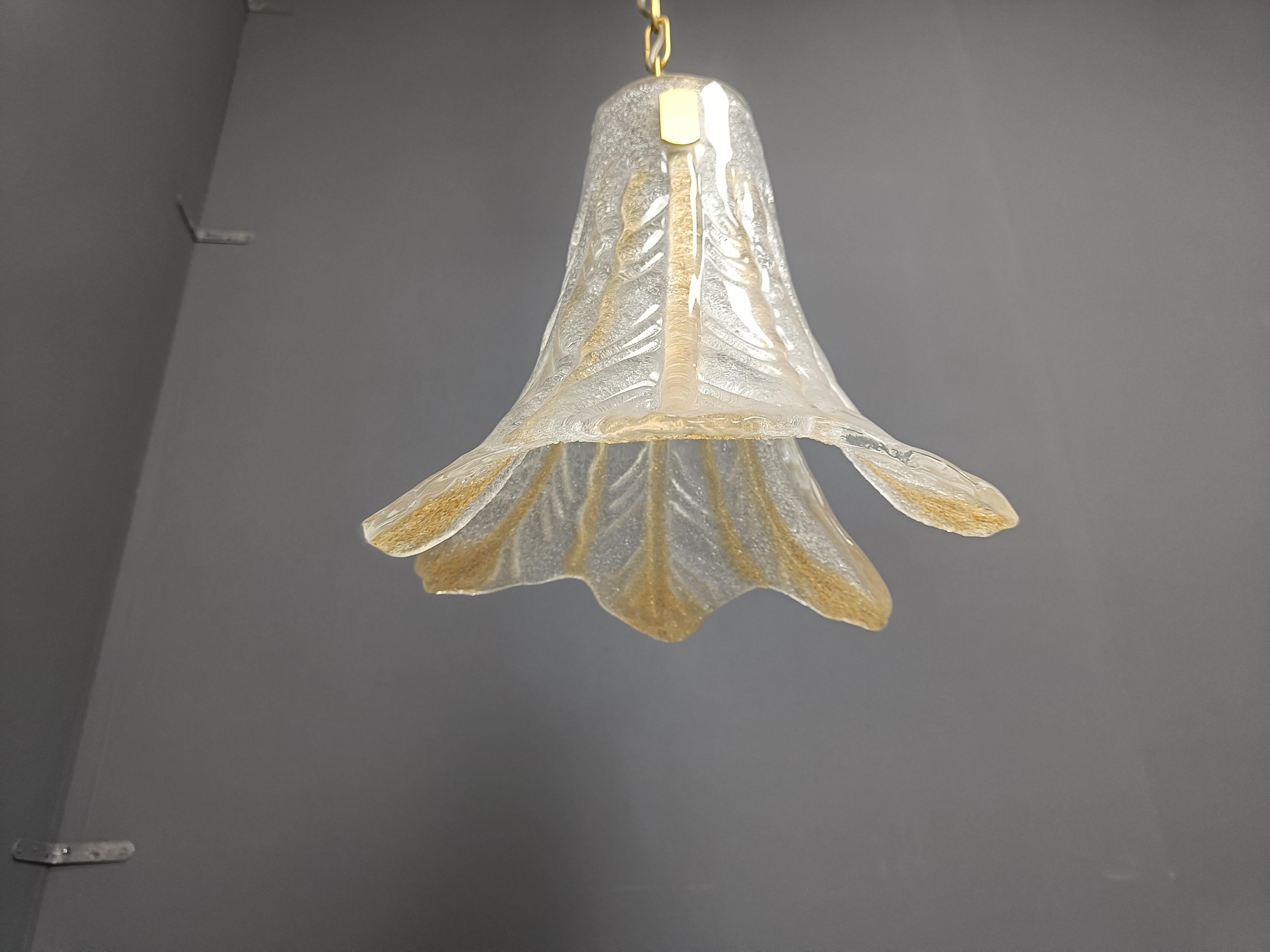 Vintage murano glass pendant light, for Mazzega, 1960s In Good Condition In Leuven, Vlaams Gewest