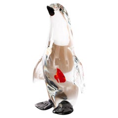 Escultura Vintage Pingüino de Murano, Cristal con Pez Dorado dentro - Italia