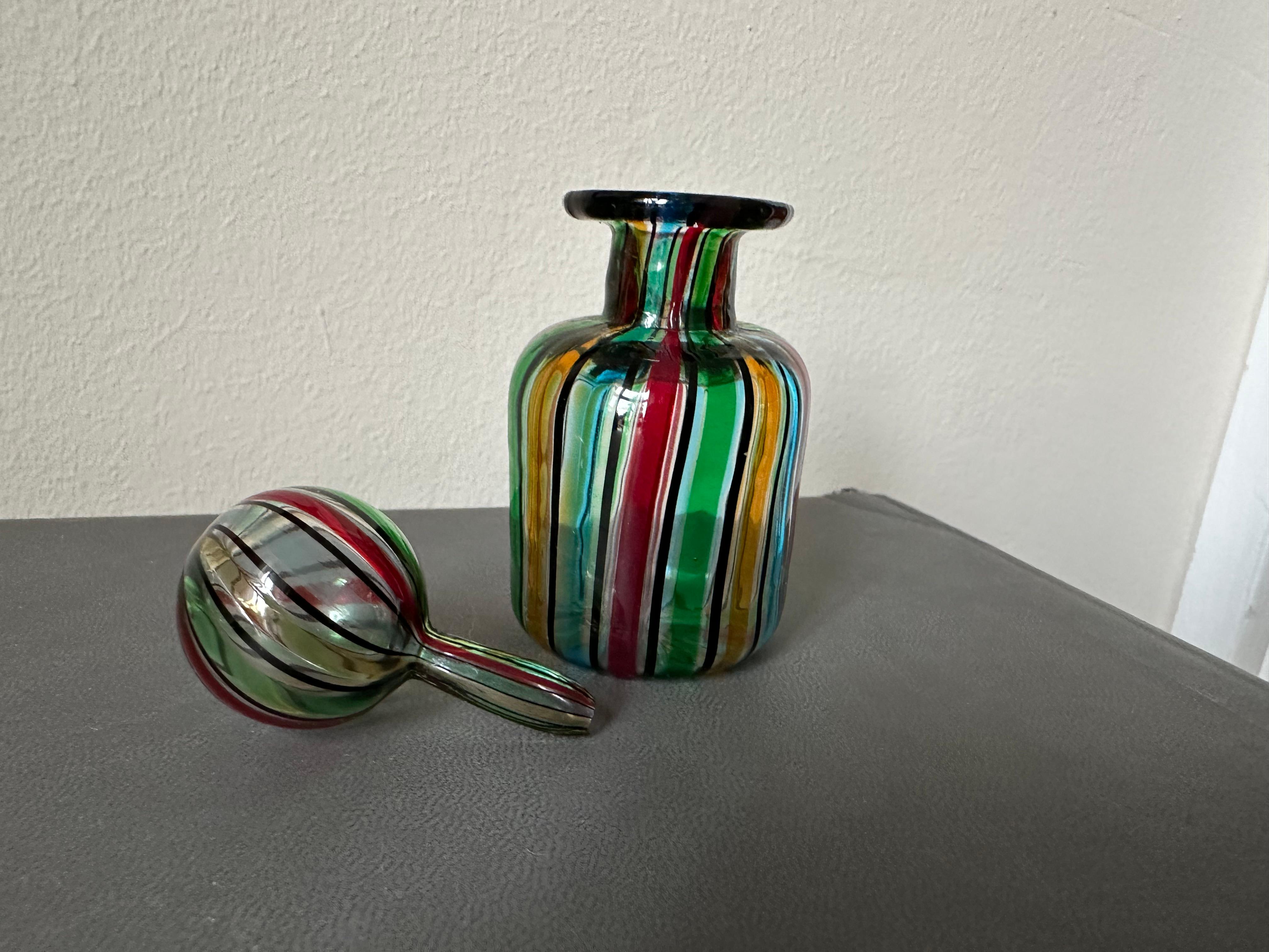 Vintage Murano Glass Perfume Bottle, 1950s – Handcrafted Italian Art Glass In Good Condition For Sale In Hamburg, DE