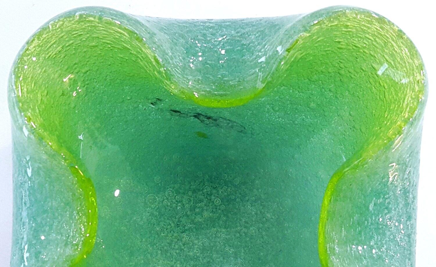 20th Century Green & Blue Mid-Century Modern Murano Glass Pulegoso Bowl, Seguso For Sale