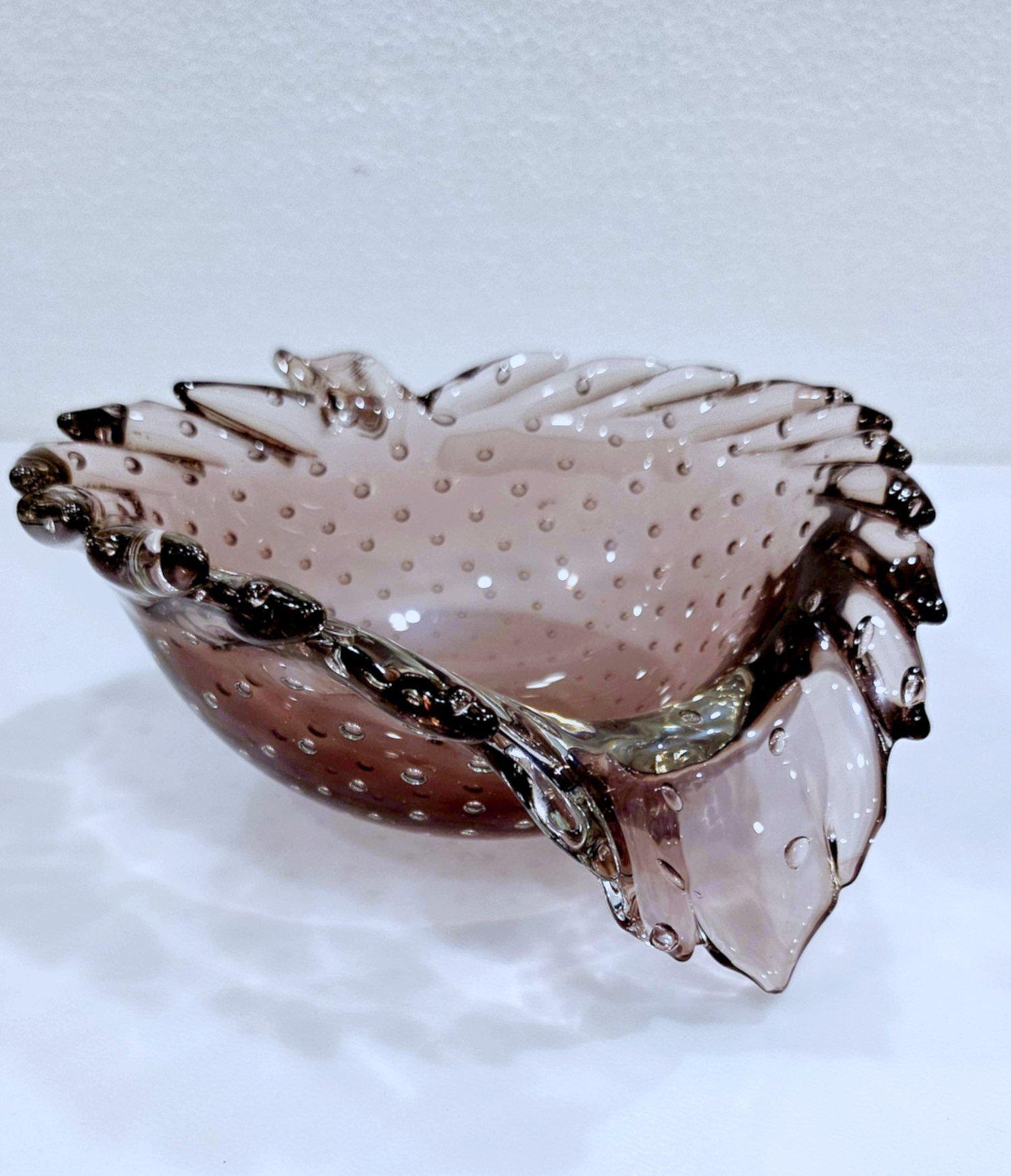 Other Vintage Murano Glass Sculptural Leaf Bowl, Bullicante (controlled bubble) Glass For Sale