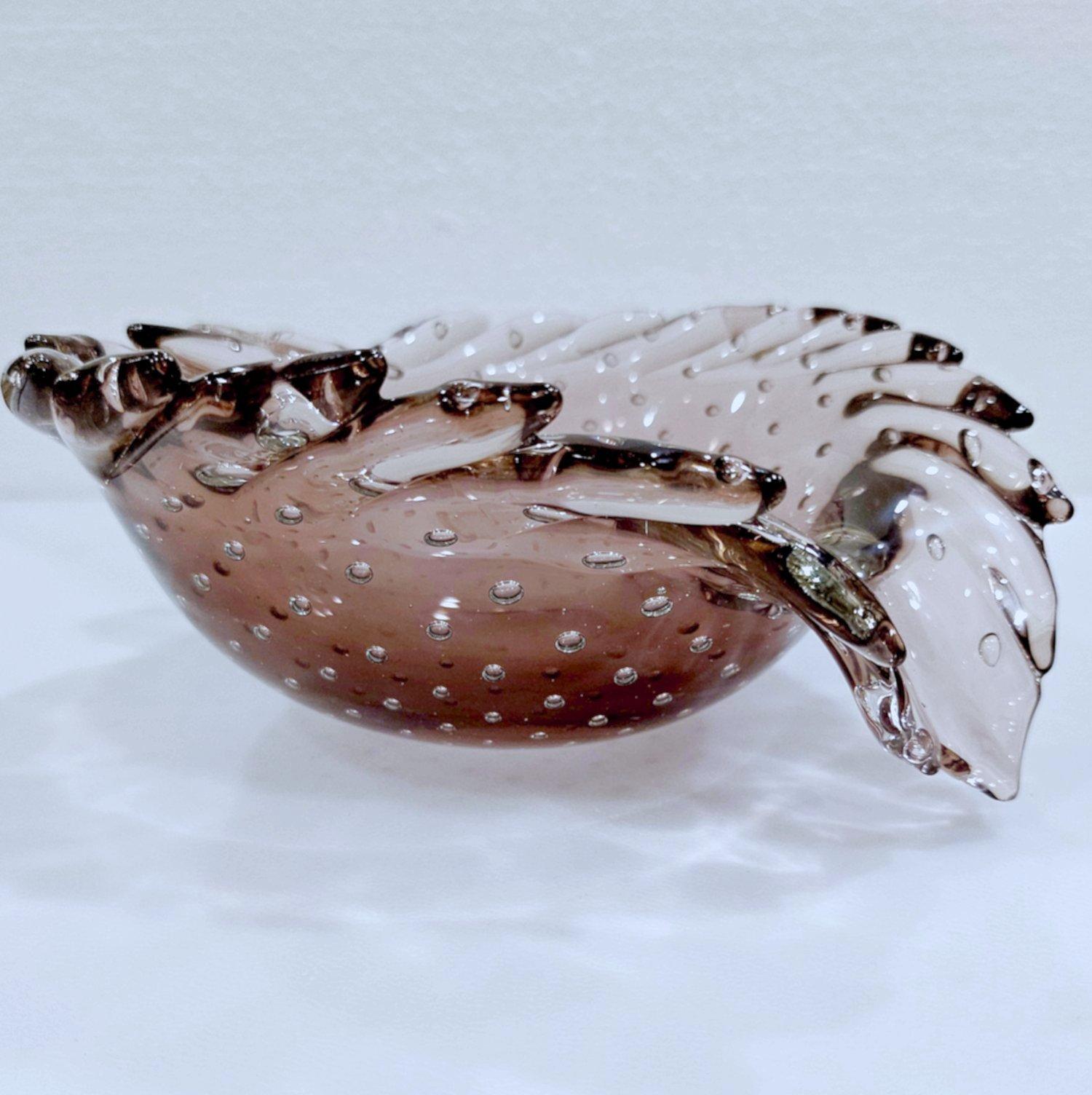 20th Century Vintage Murano Glass Sculptural Leaf Bowl, Bullicante (controlled bubble) Glass For Sale