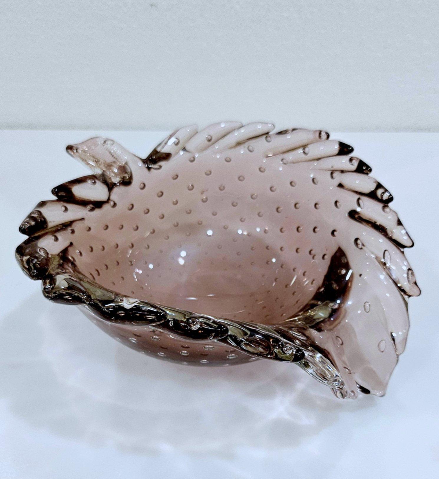 Vintage Murano Glass Sculptural Leaf Bowl, Bullicante (controlled bubble) Glass For Sale 1