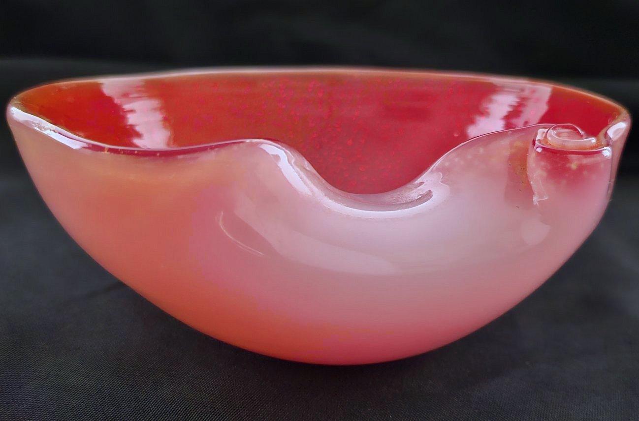 20th Century Vintage Murano Glass Shell Motif Bowl w/Gold Fleck, Opaline Exterior. Seguso? For Sale