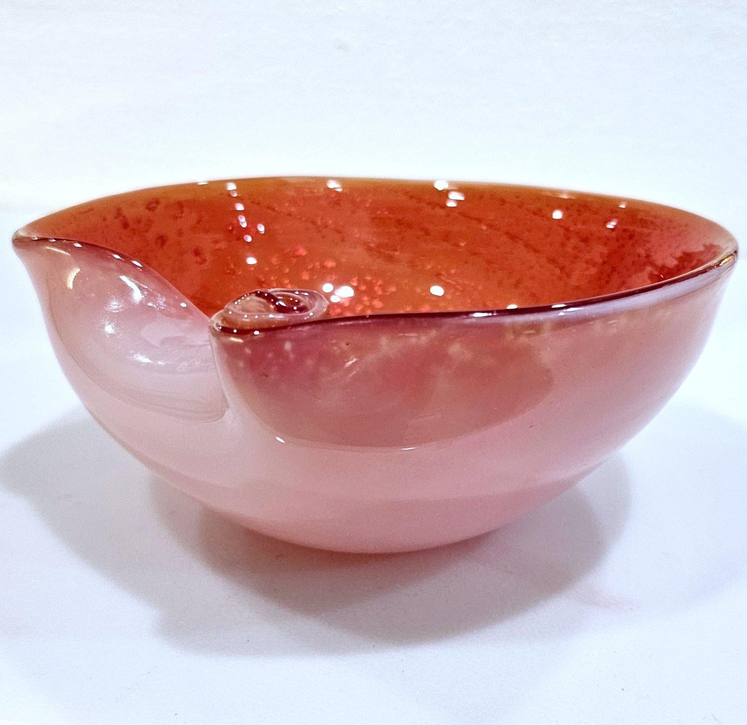 Vintage Murano Glass Shell Motif Bowl w/Gold Fleck, Opaline Exterior. Seguso? For Sale 2