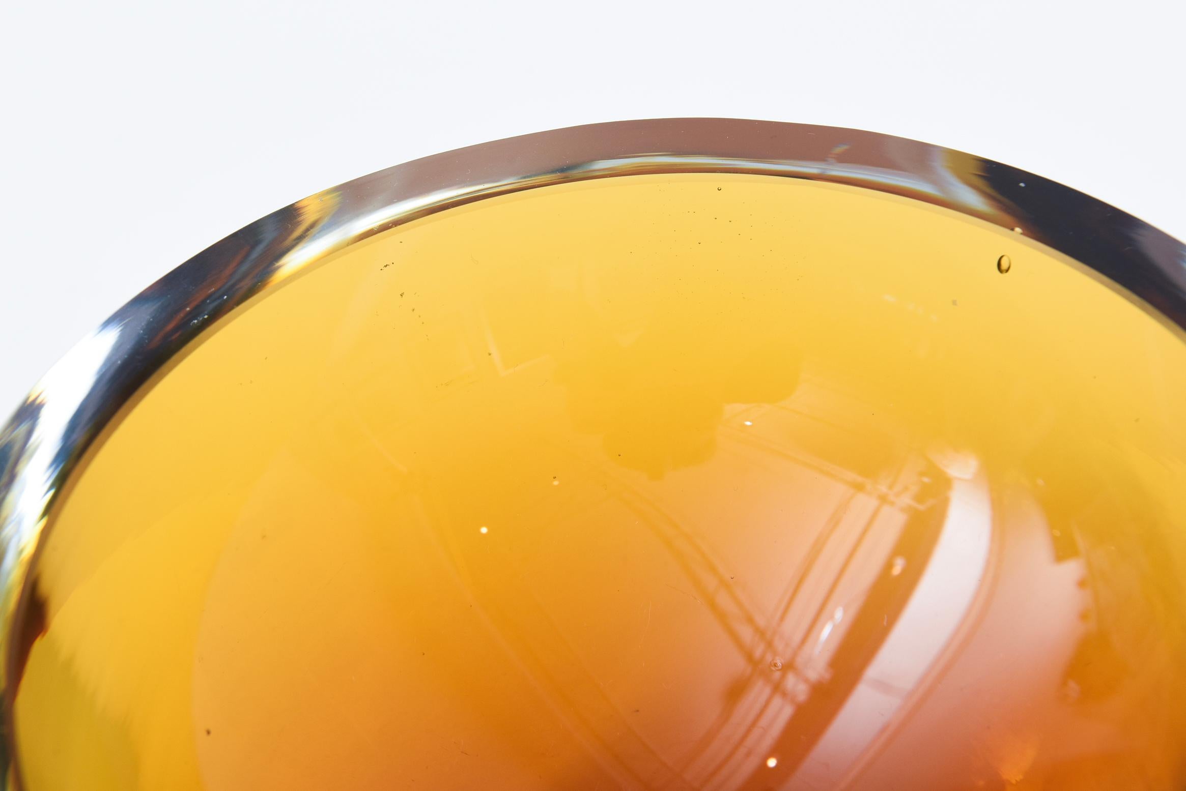 Vintage Murano Glass Sommerso Firmado Tazón Grueso Ámbar, Marrón, Transparente en venta 1