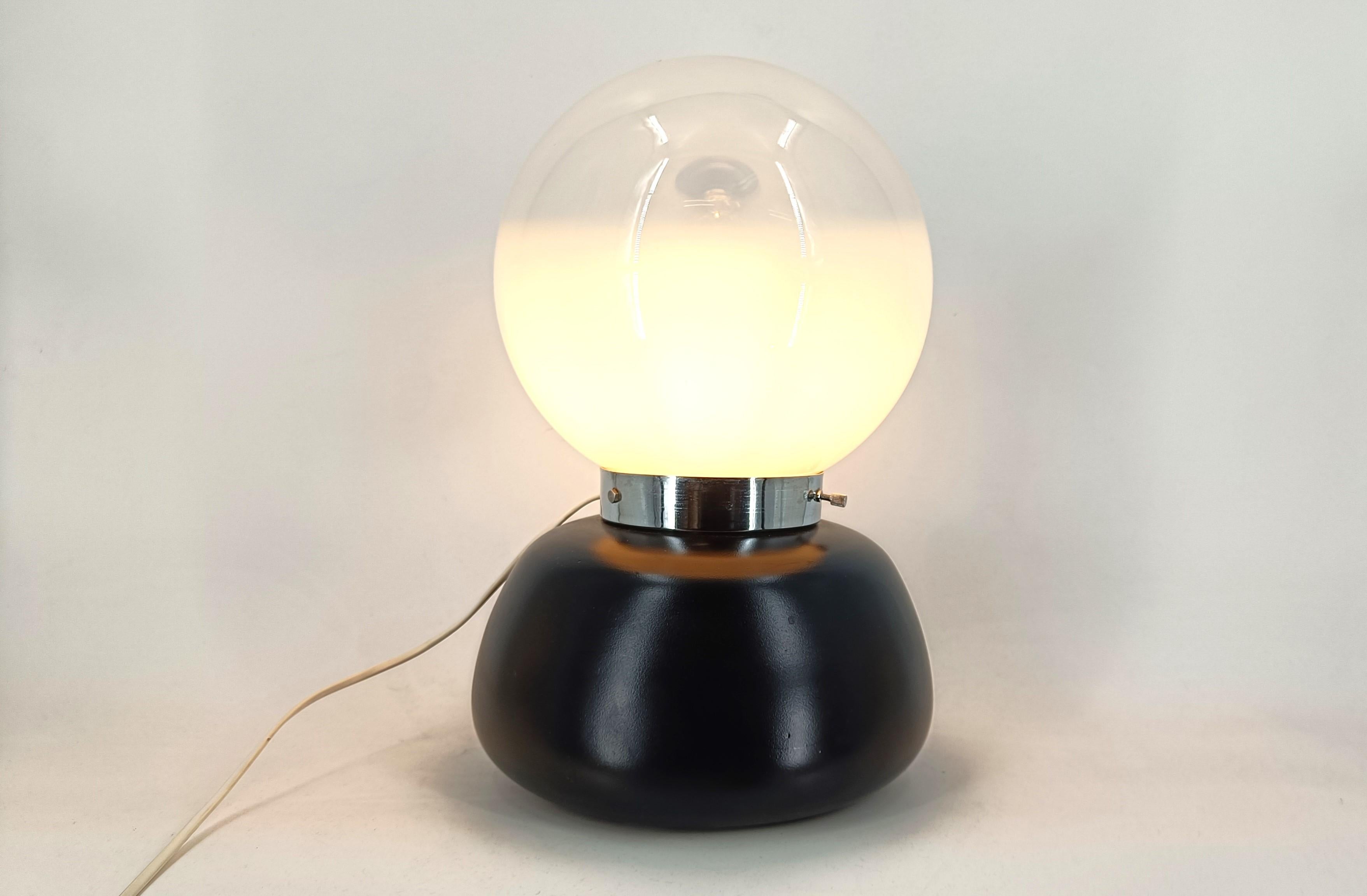 Milieu du XXe siècle Lampe de table vintage en verre Murano par Mazzega Murano, 1960s en vente